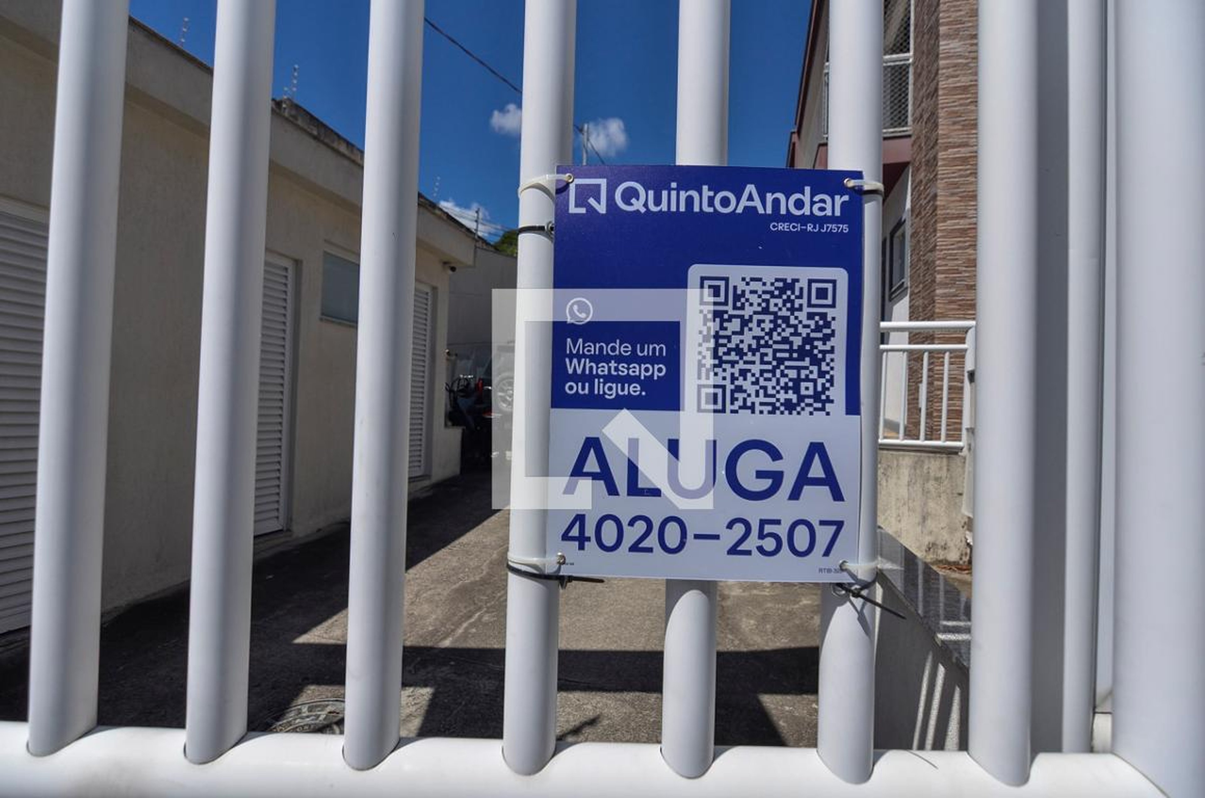 Fachada Condomínio La Roche 635