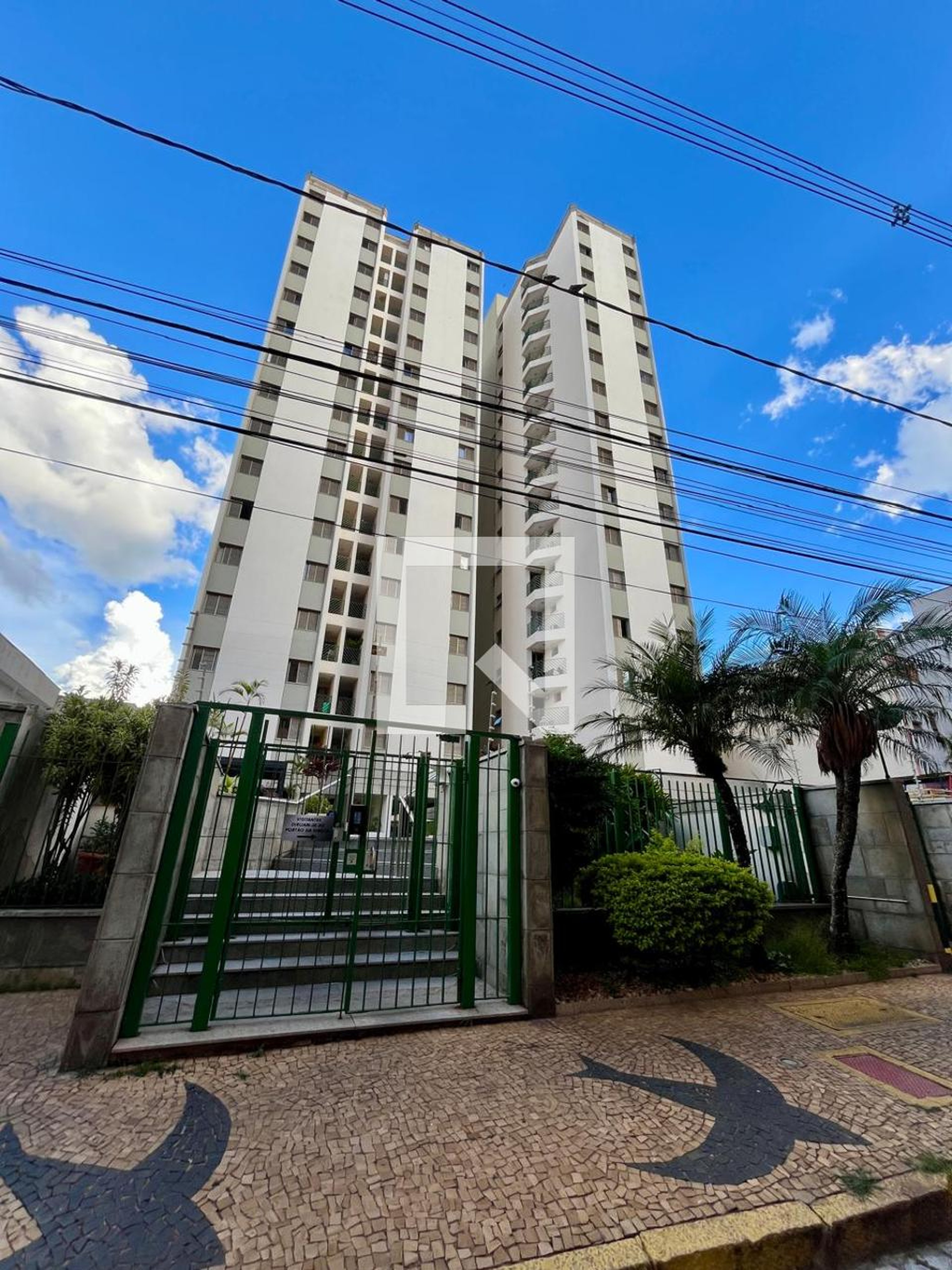 Fachada do Prédio Condomínio Ursini