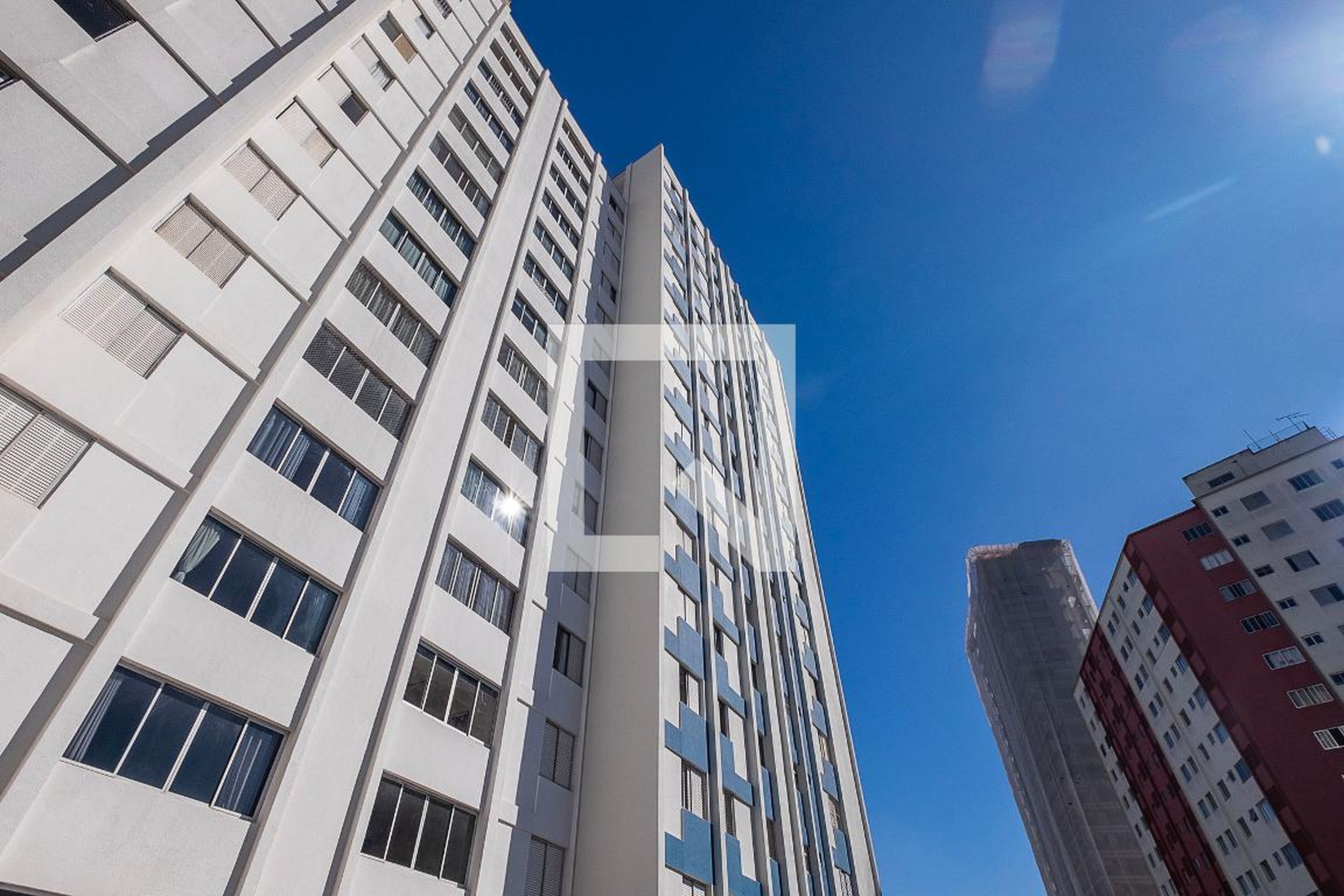 Fachada Condomínio Ed. Anpla Visão