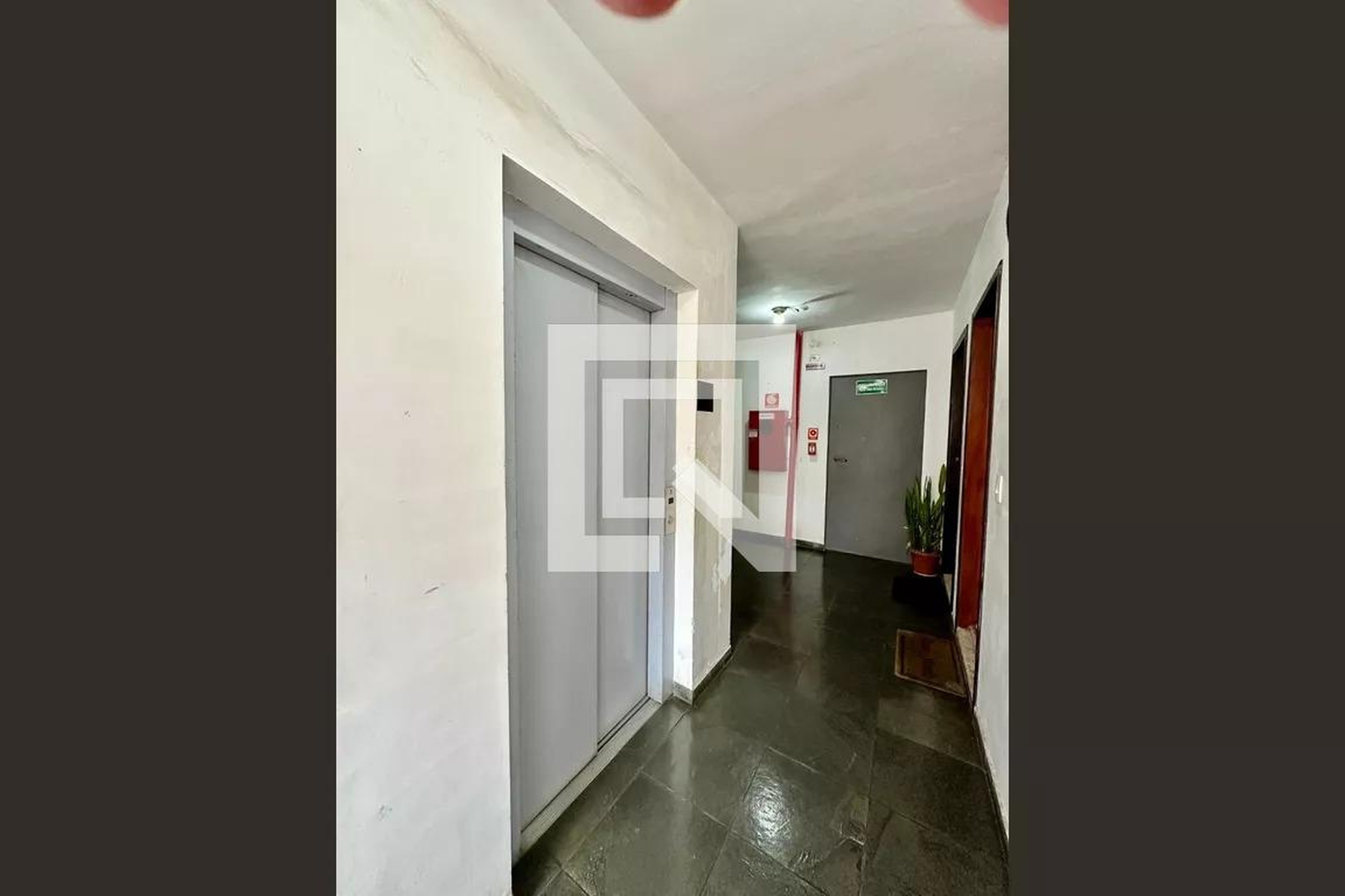 Hall de entrada - Fênix I