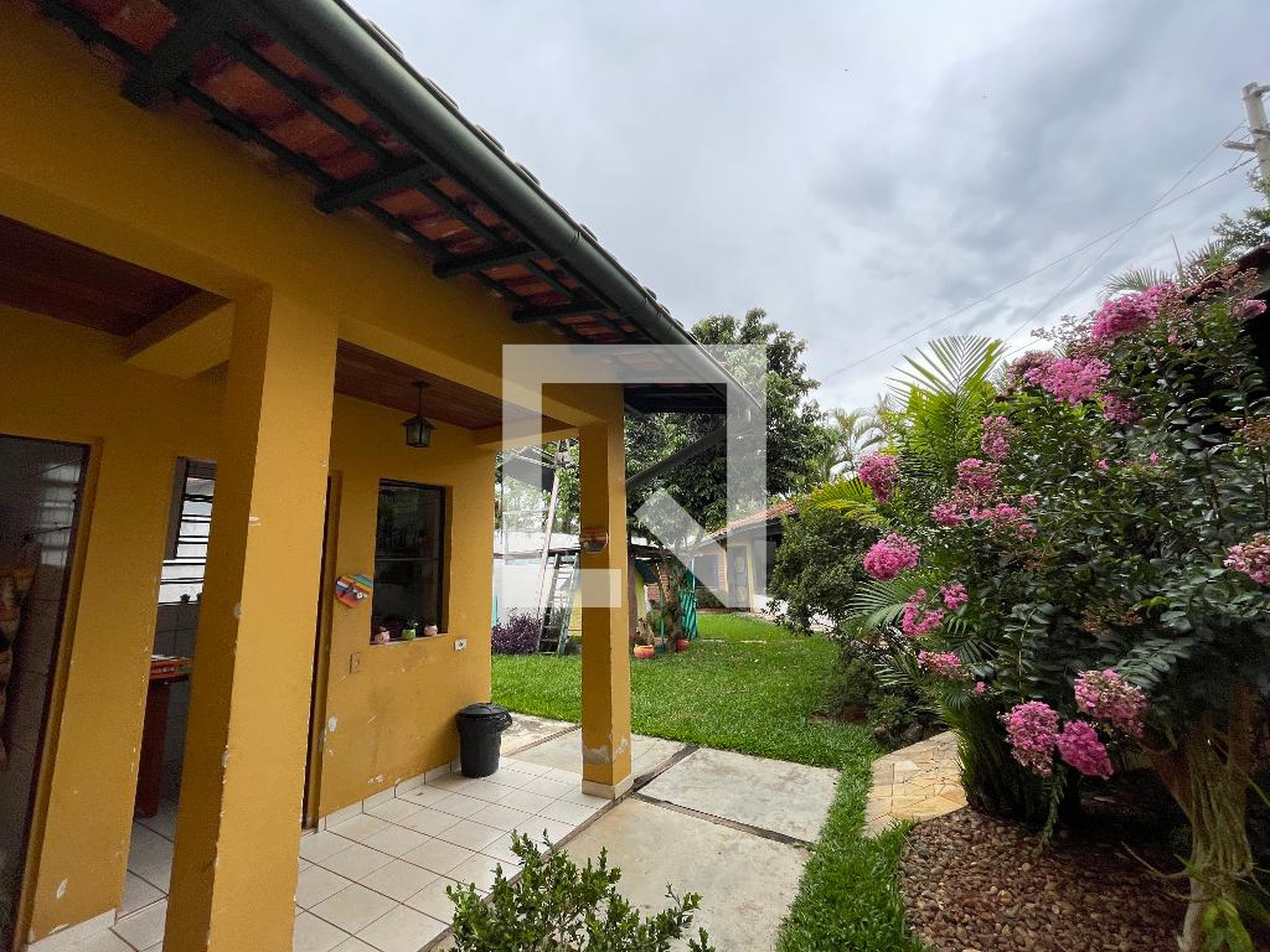 Fachada Condomínio em Rua Sigmar Kaufmann, 993058020