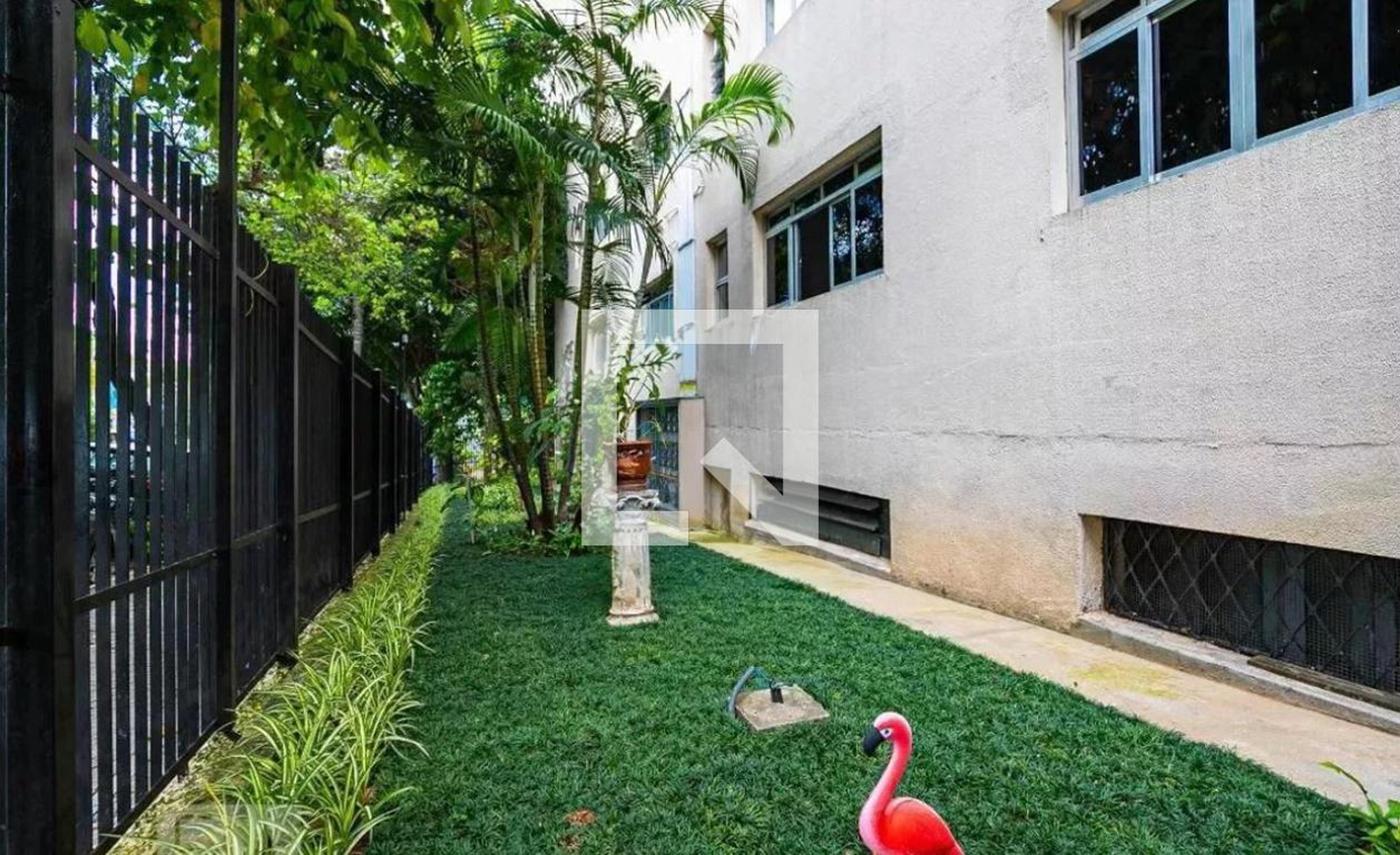 Área externa - Zenóbia