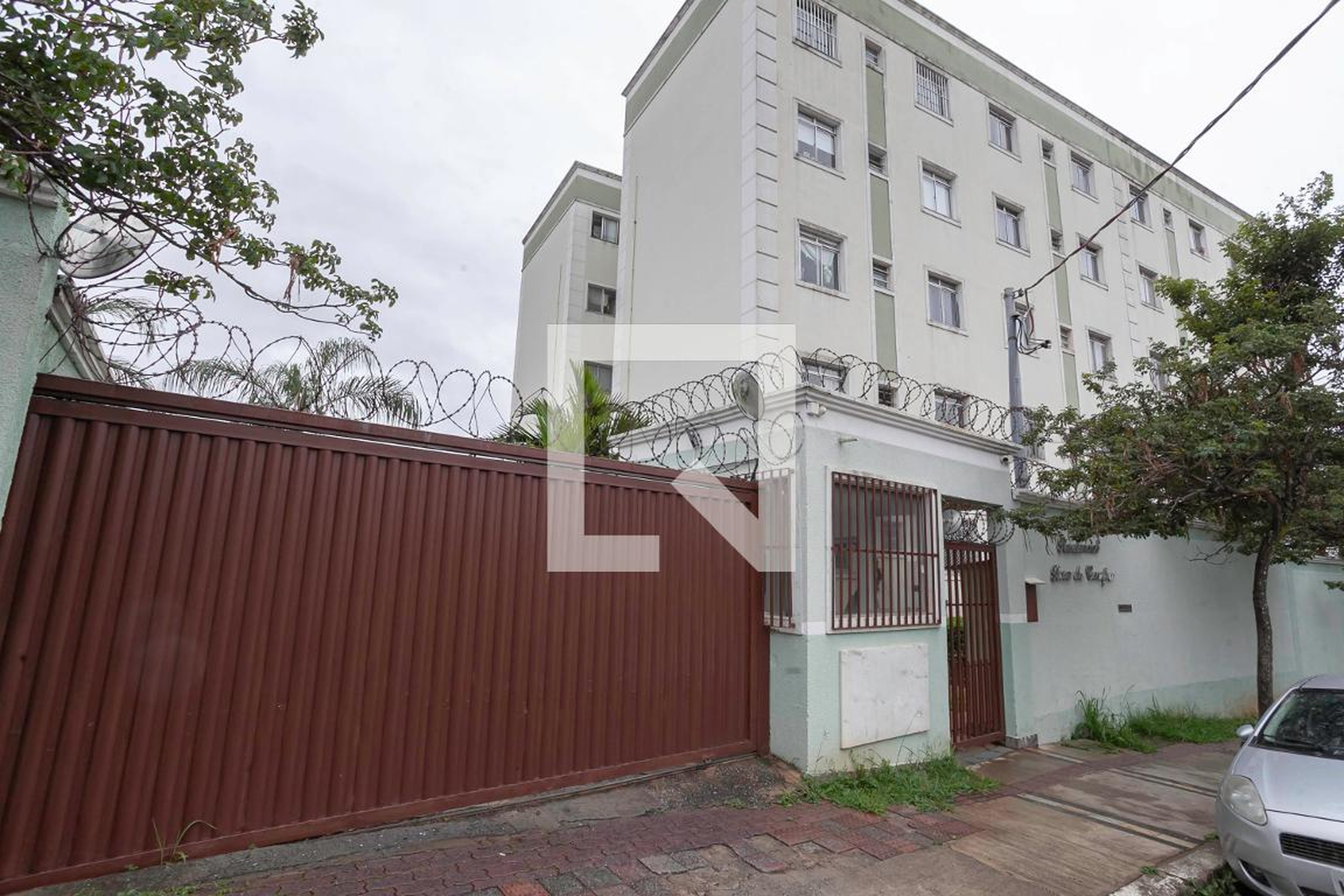 Fachada do condomínio Residencial Rosa do Campo