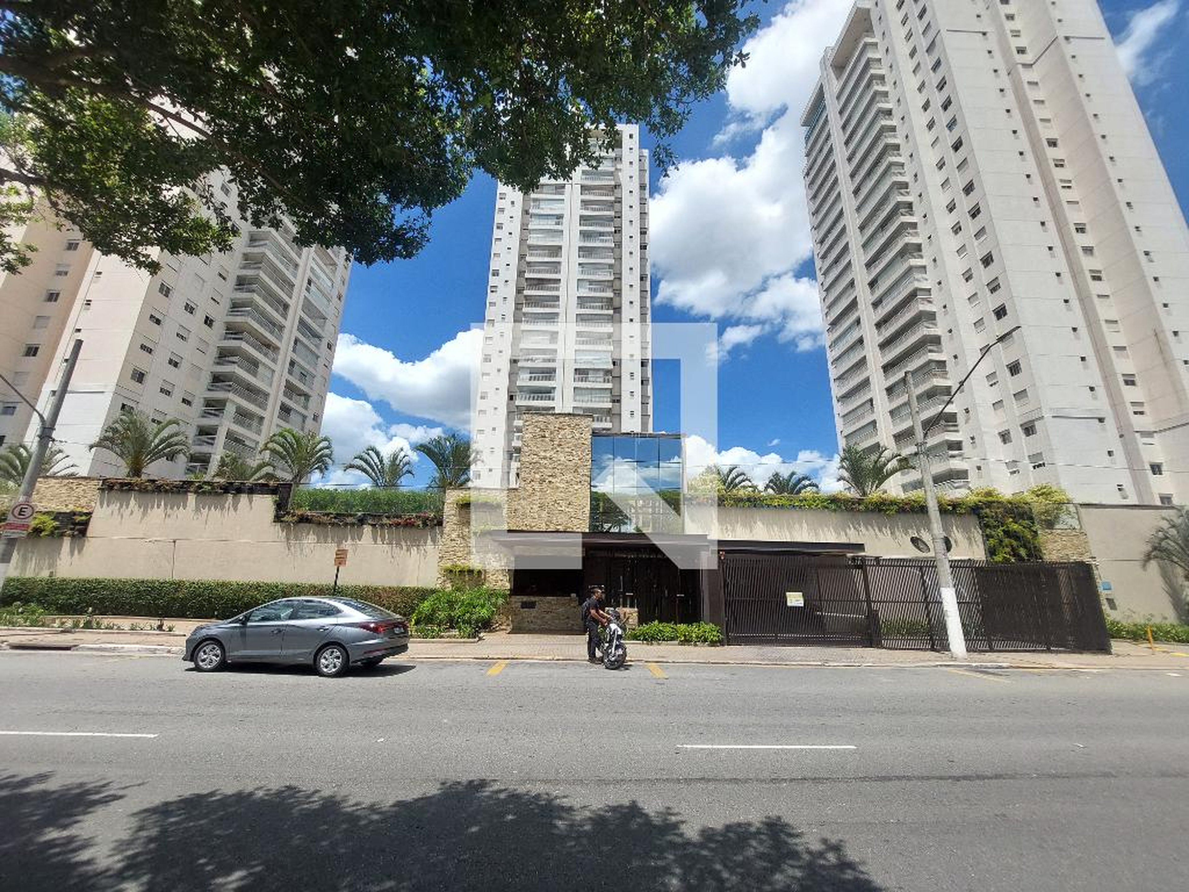 Fachada Condomínio Magic