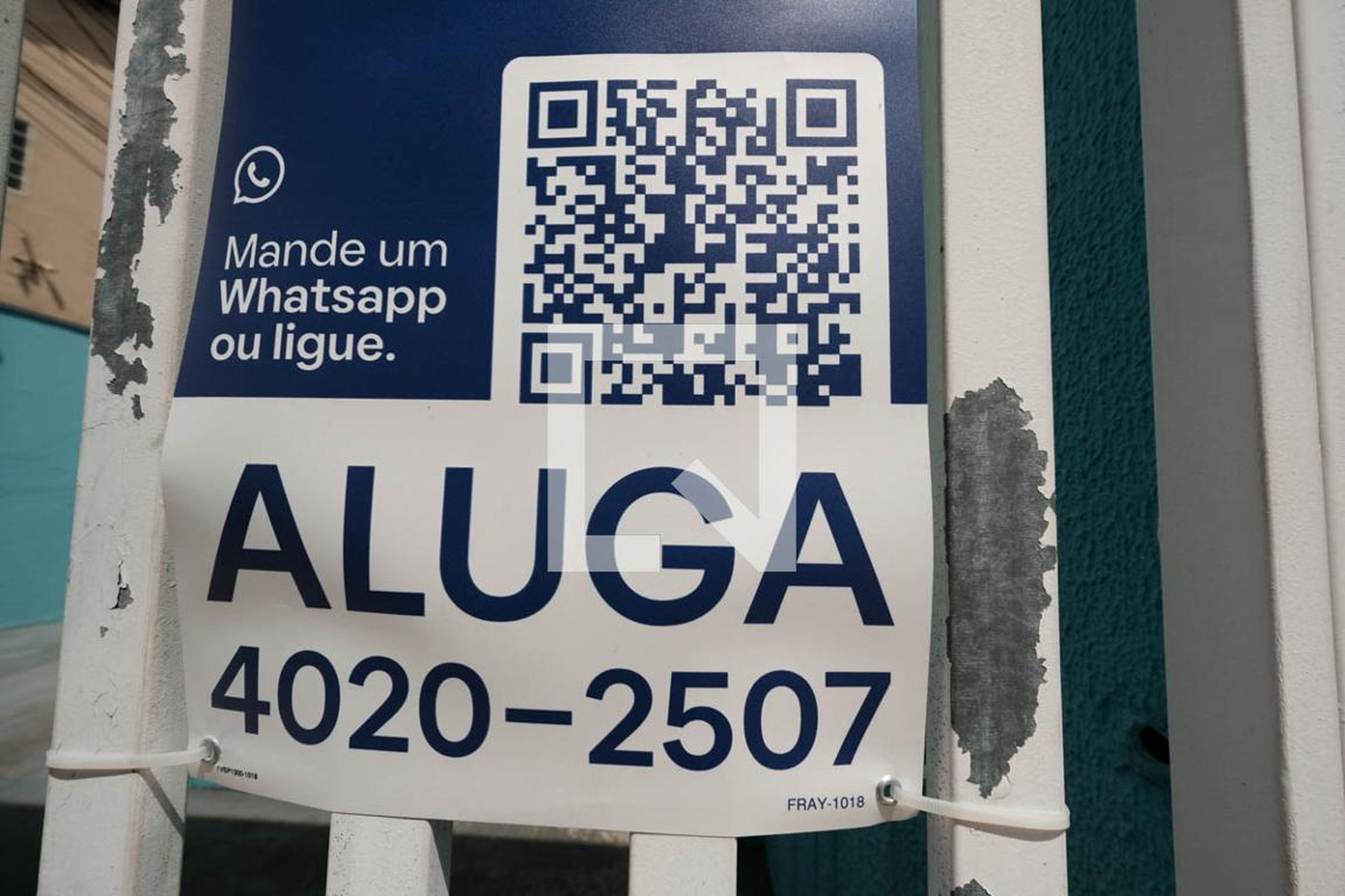 Fachada Condomínio em Rua César Dacorso Filho, 135