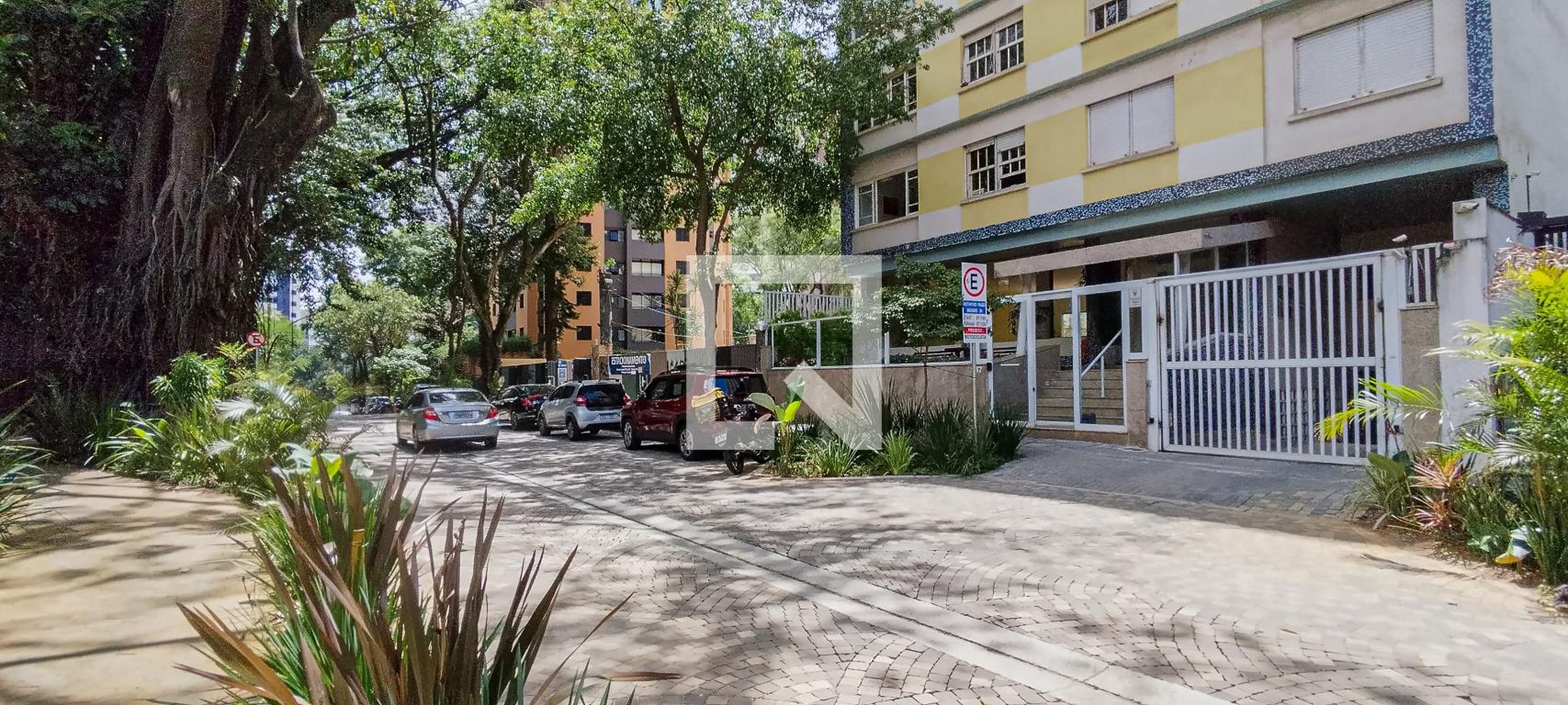 Fachada Edifício Santa Luzia