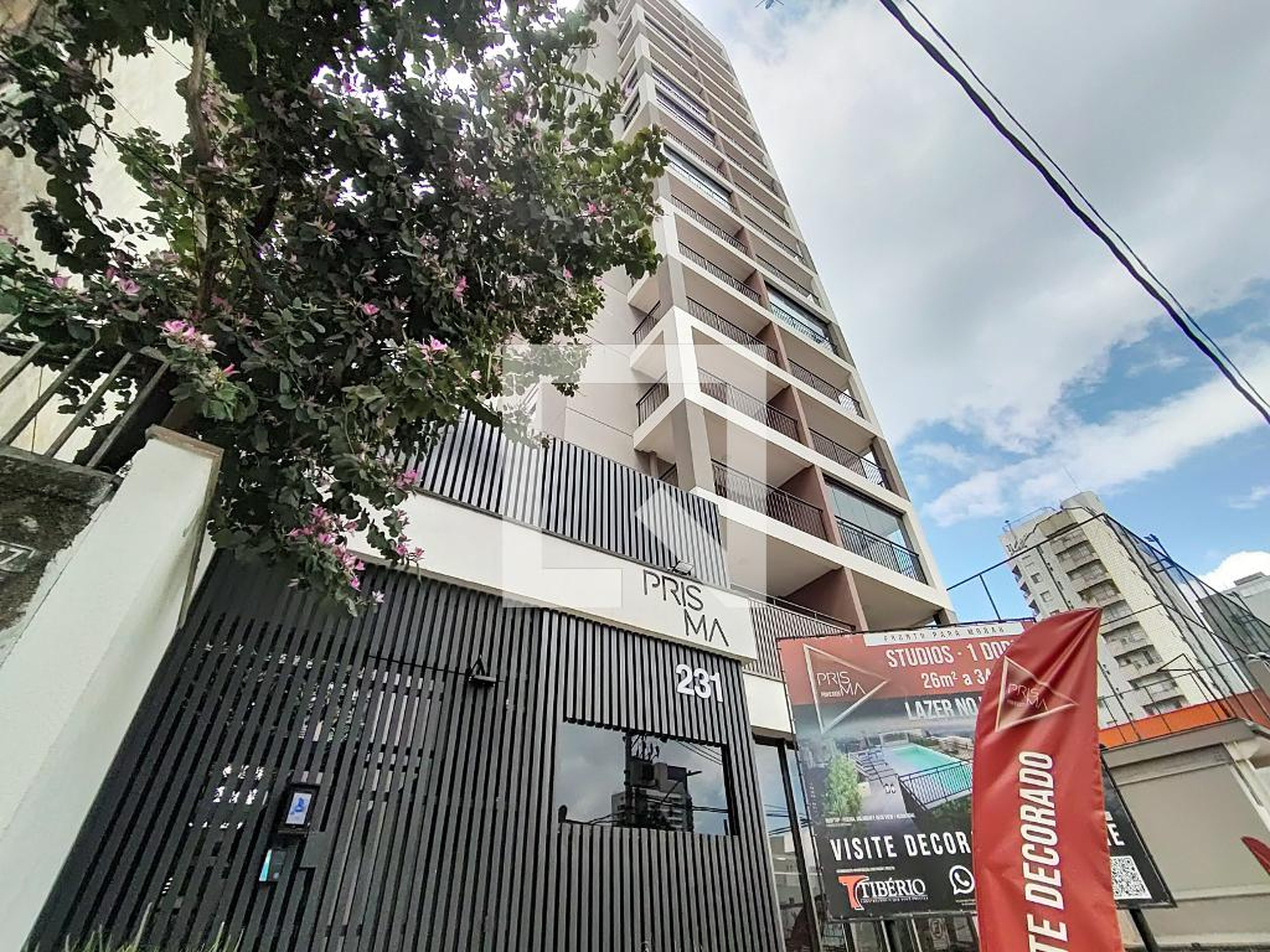 Fachada Condomínio em Rua Cardeal Arcoverde, 251