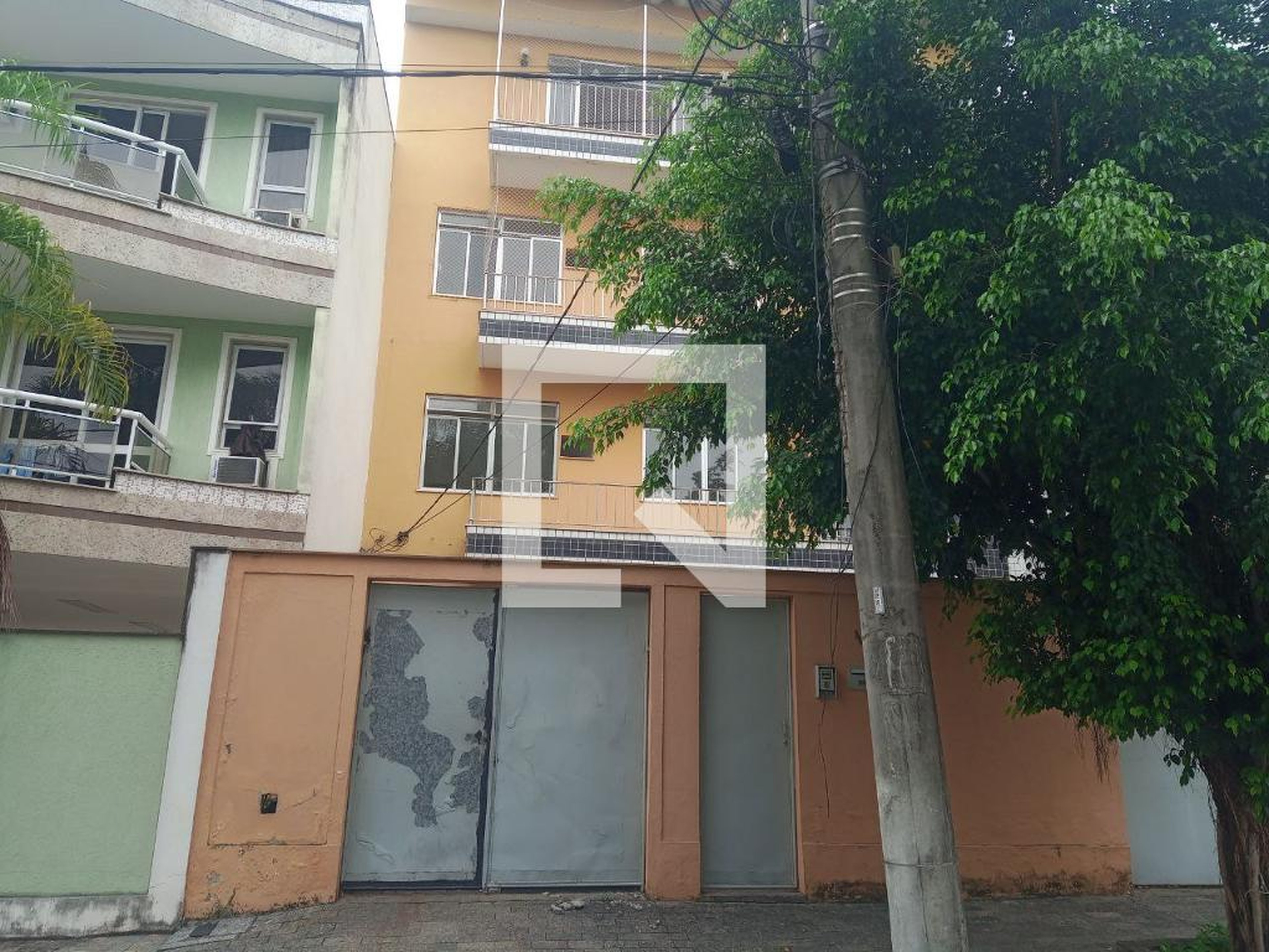 Fachada Condomínio em Rua Nova Odessa, 193