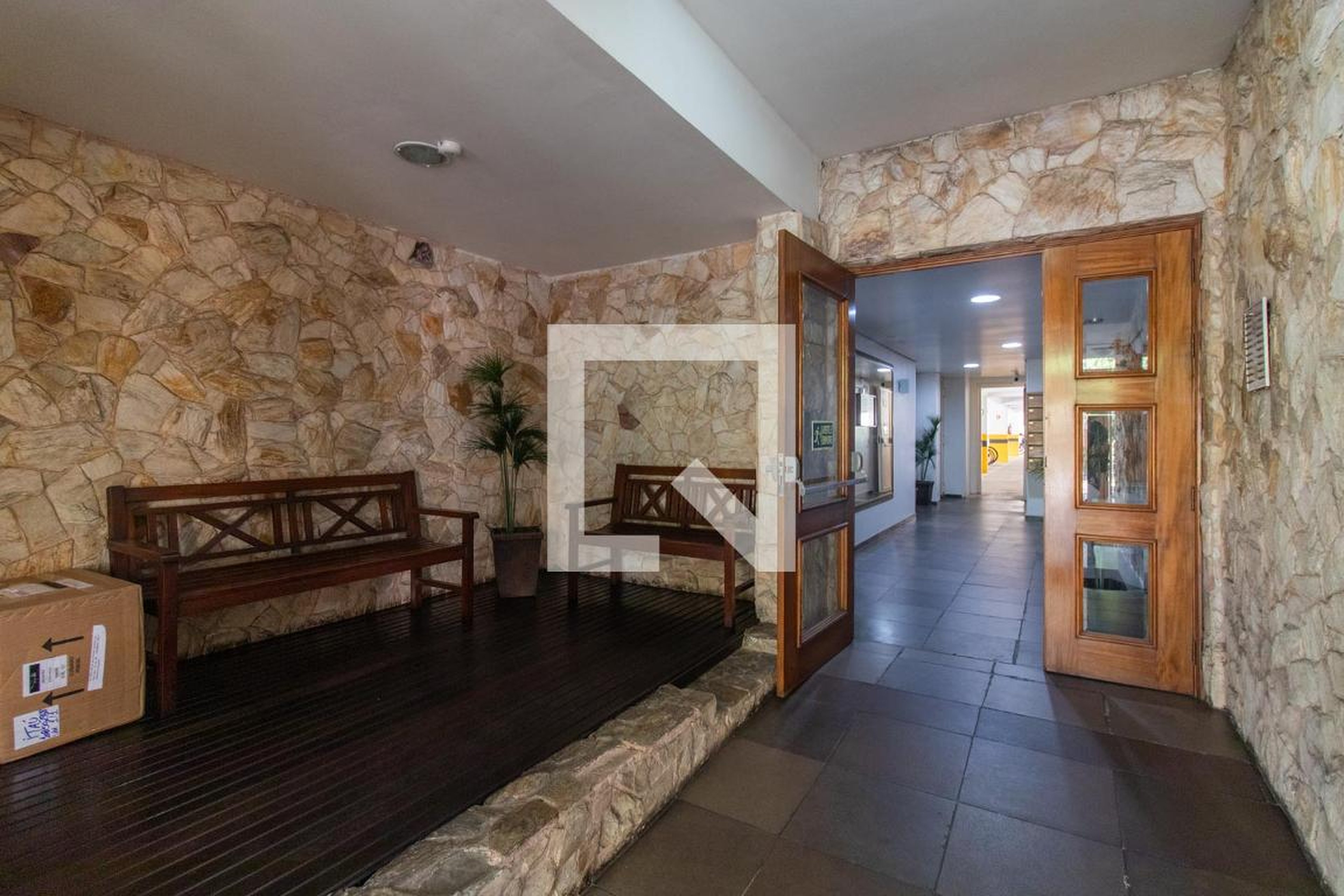 Entrada - Solar do Poeta