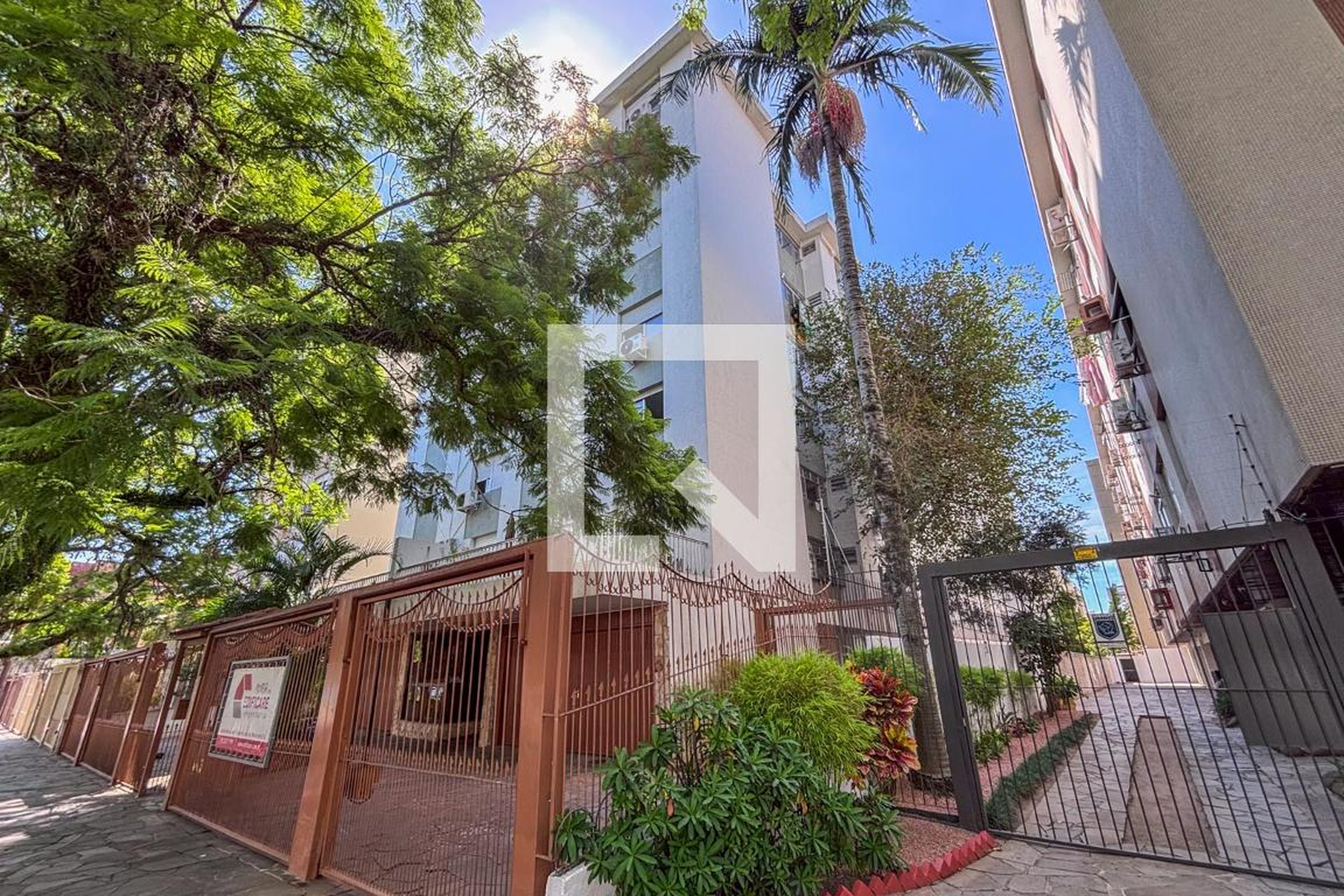 Fachada Condomínio Solar do Poeta