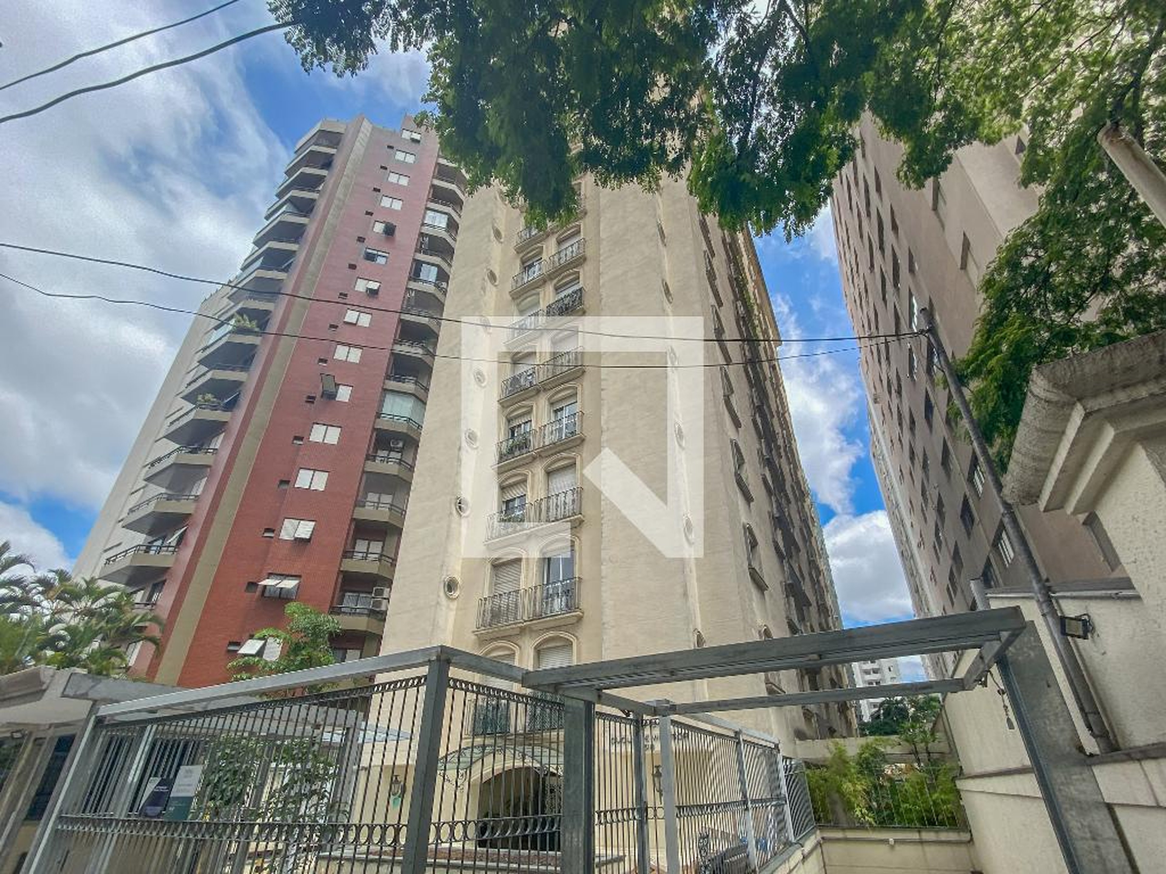 Fachada Condomínio Duque de Windsor