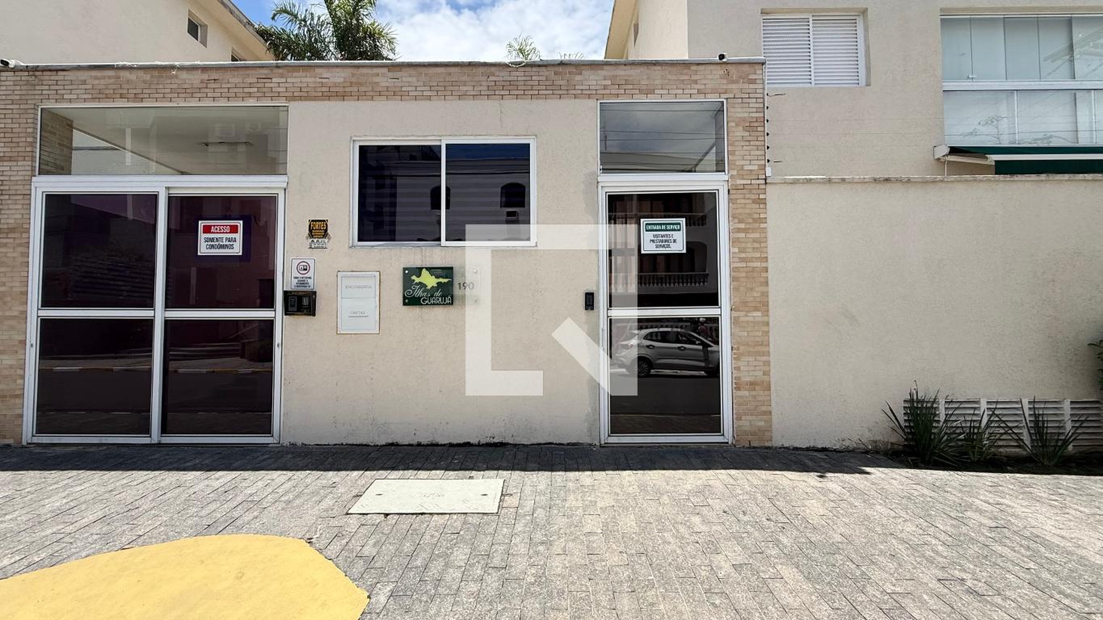 Fachada Condomínio Ilhas de Guarujá