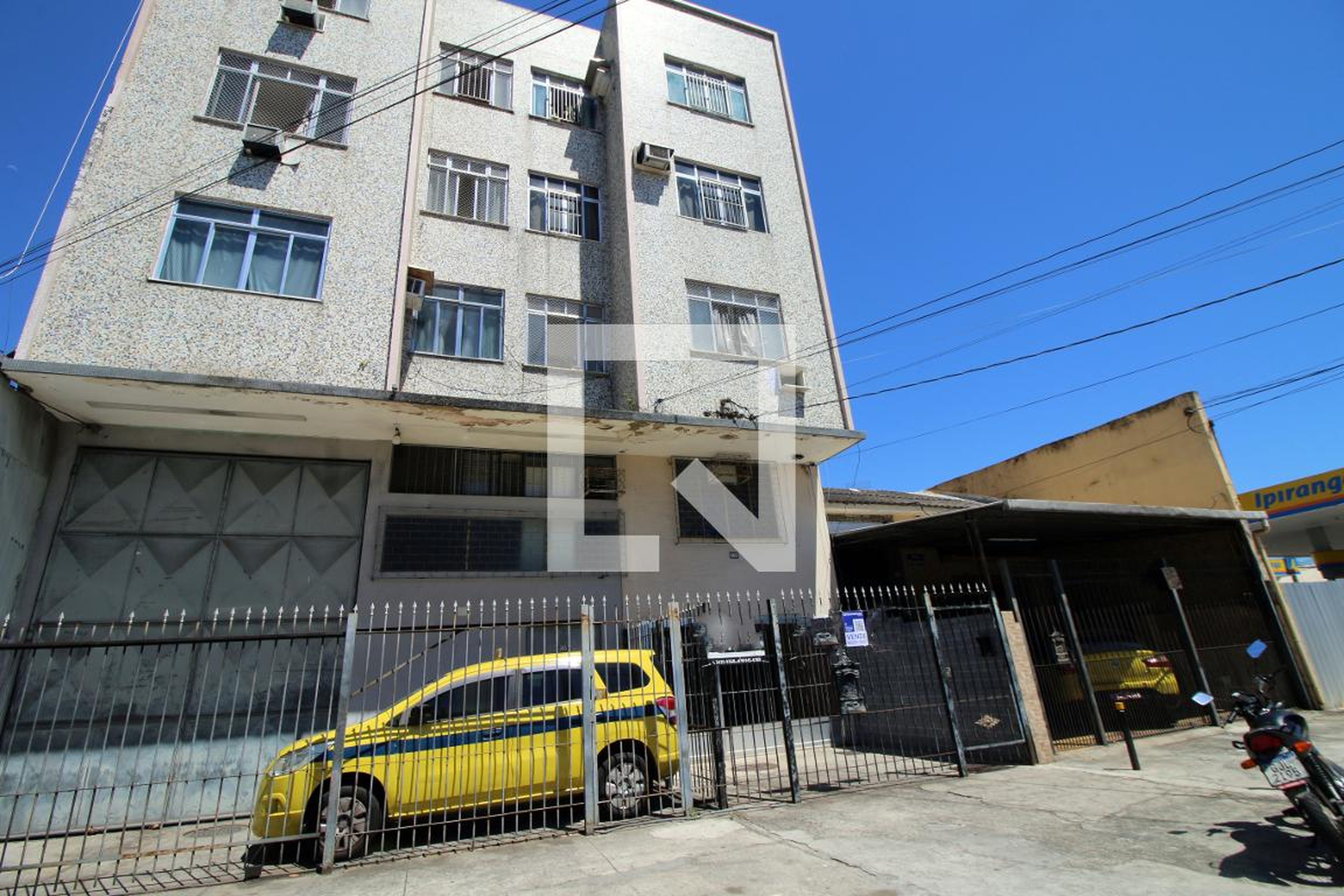 Fachada do Prédio Condomínio em Rua Belizário Pena, 666