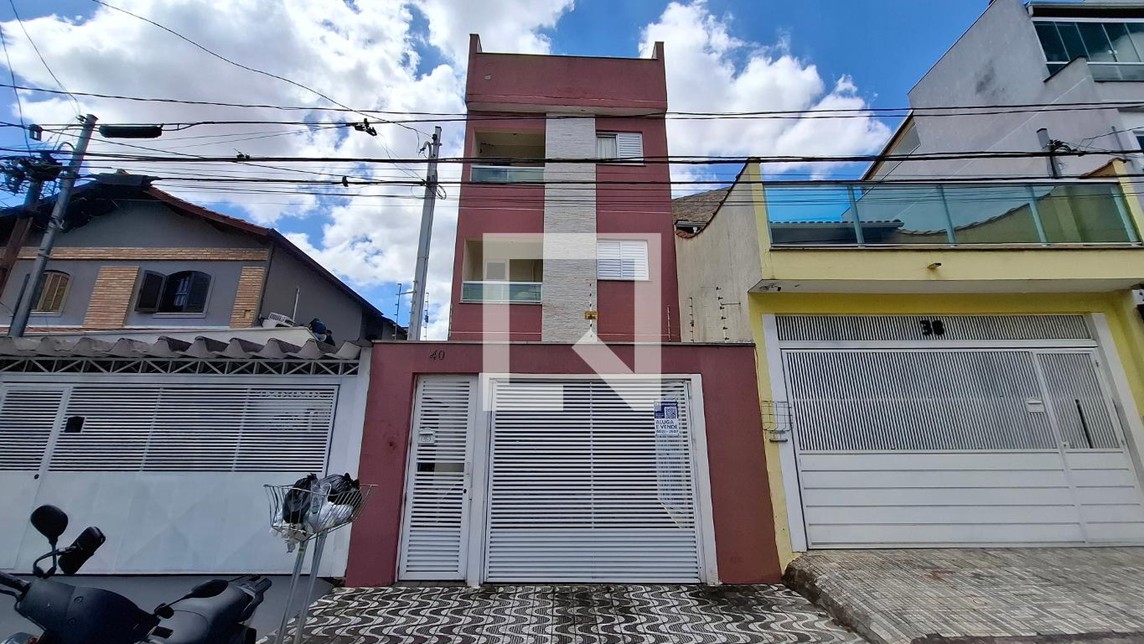 Fachada Condomínio em Rua Armida, 40