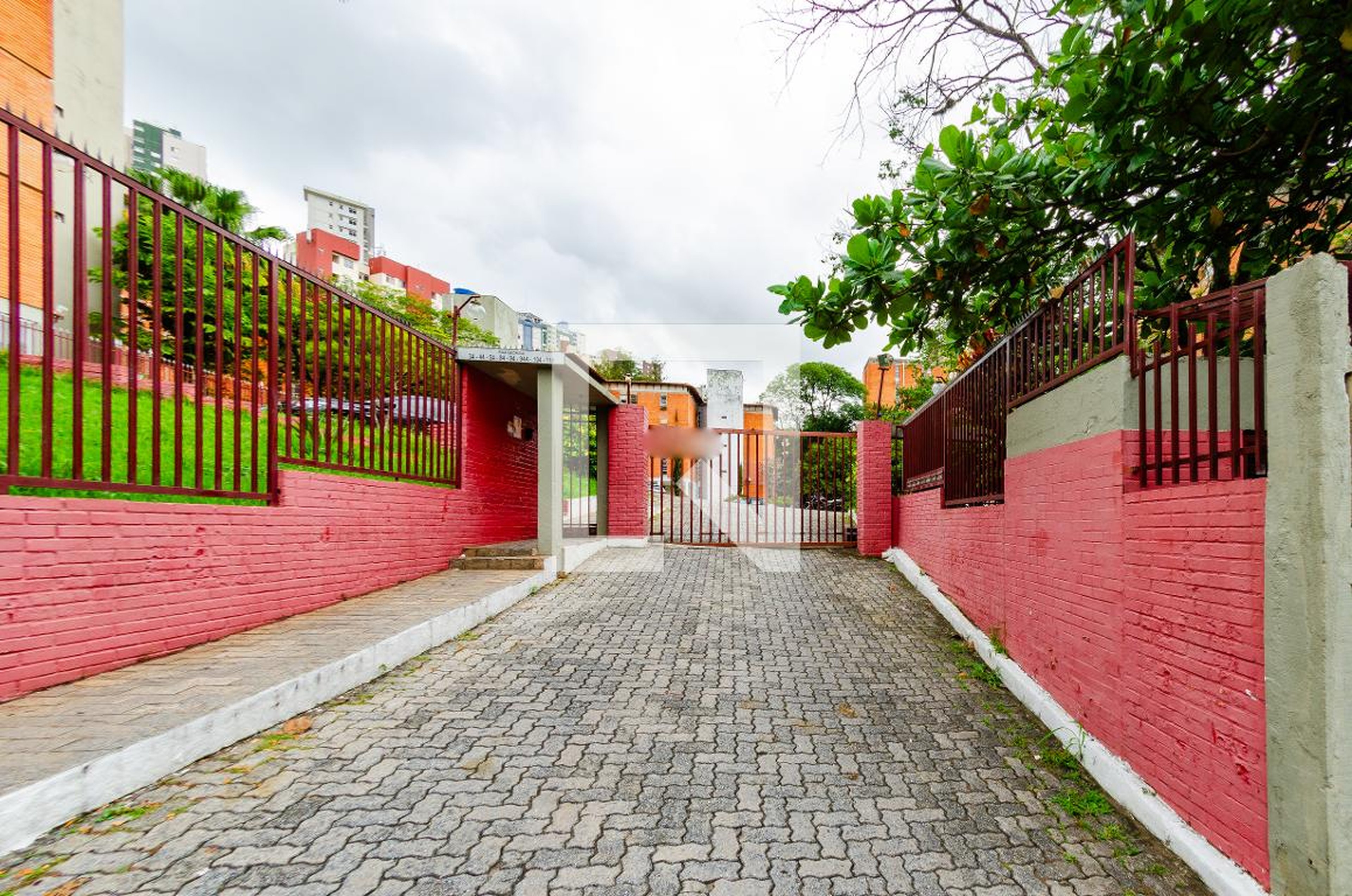 Fachada Condomínio em Rua Geórgia, 85