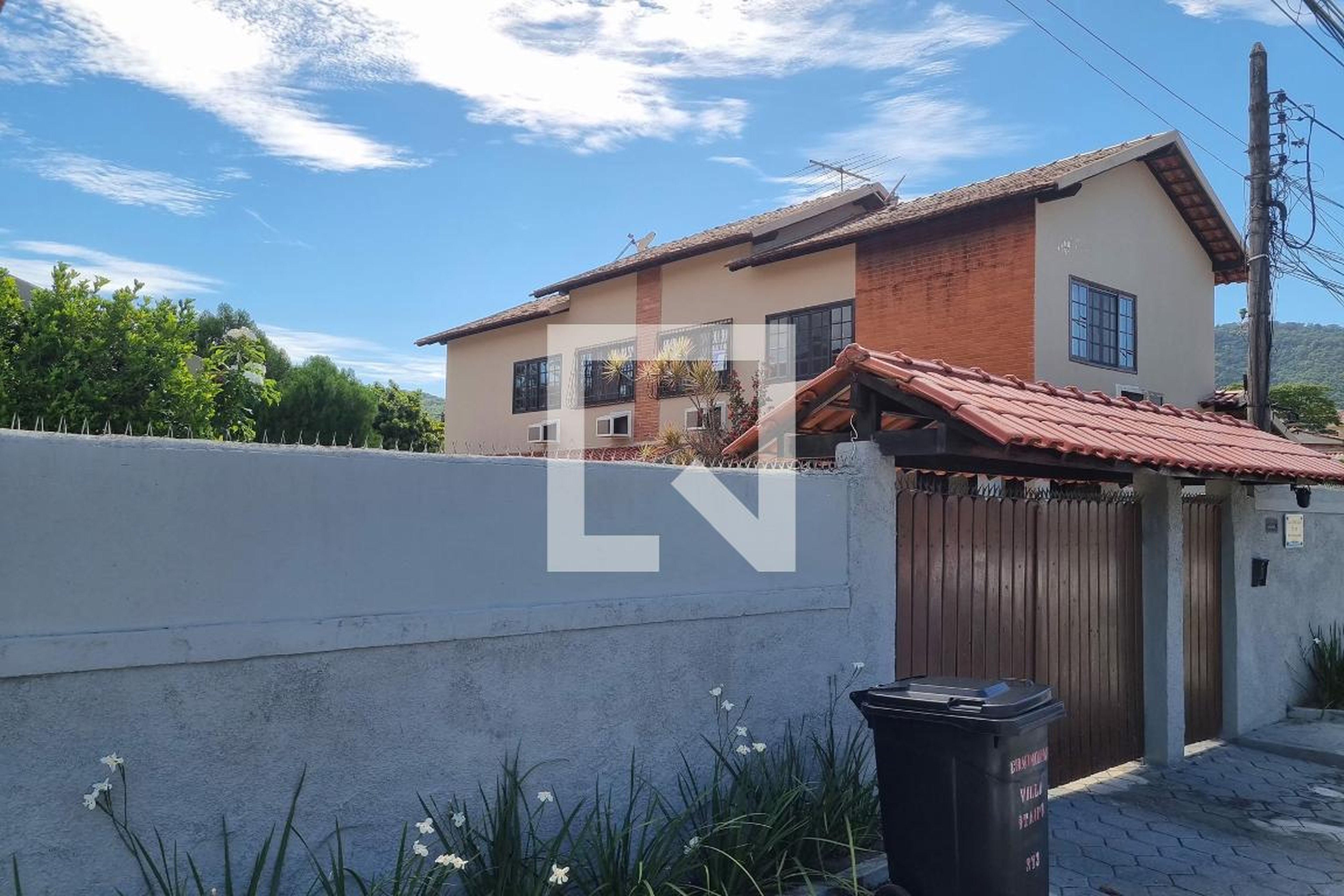 Fachada do Condomínio Condomínio Villa Itaipu