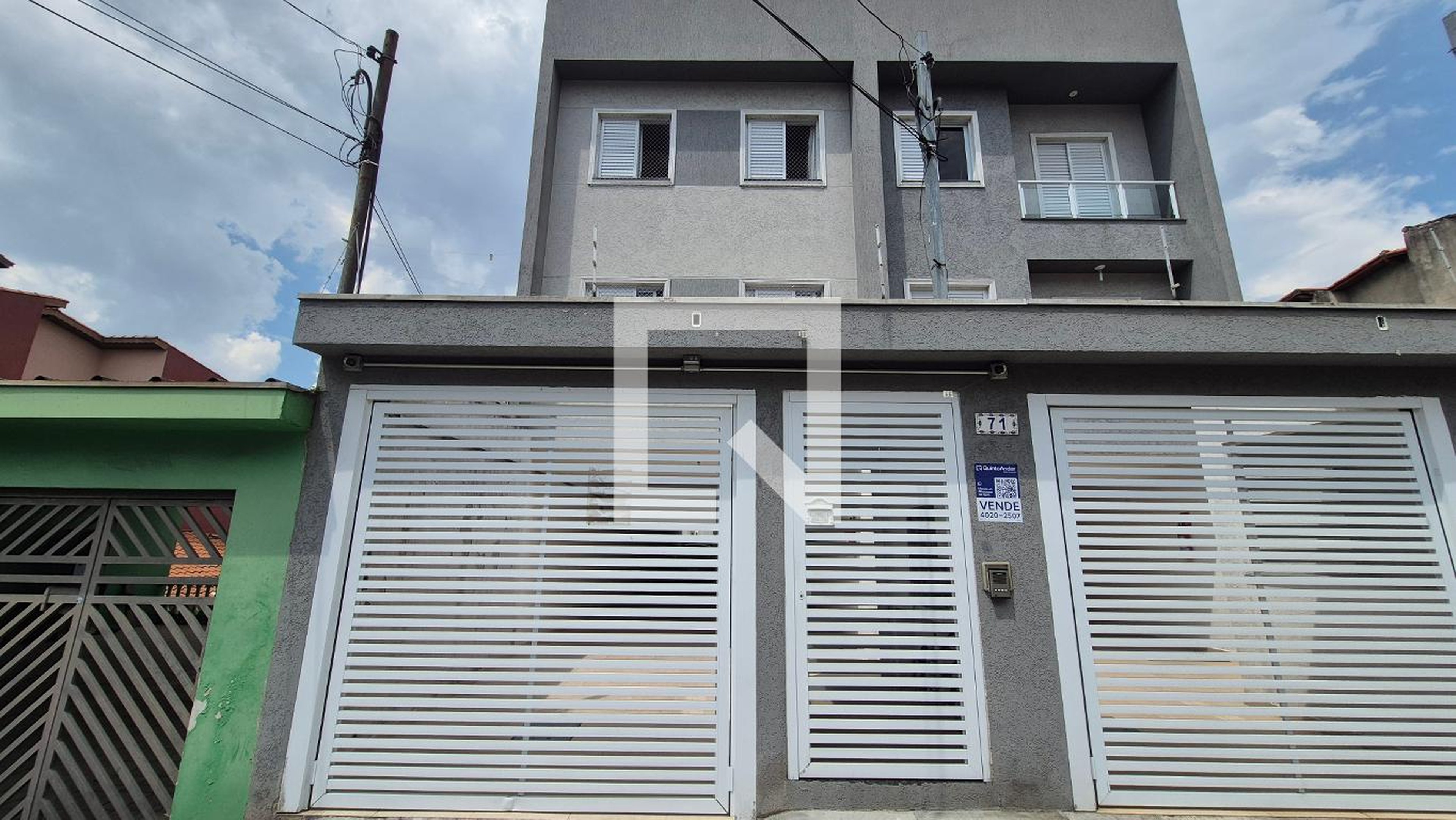 Fachada Condomínio em Rua Coréia, 71