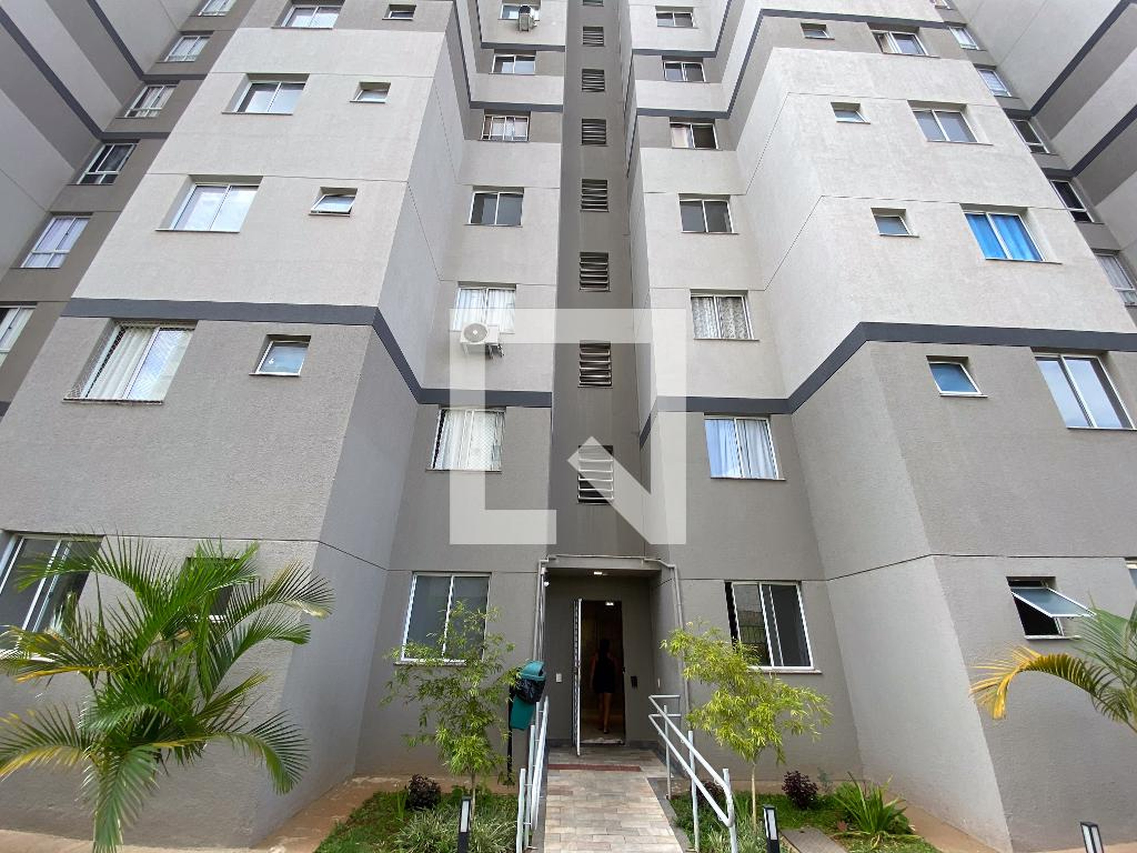 Fachada Condomínio em Rua Maria Amélia Mello, 1030