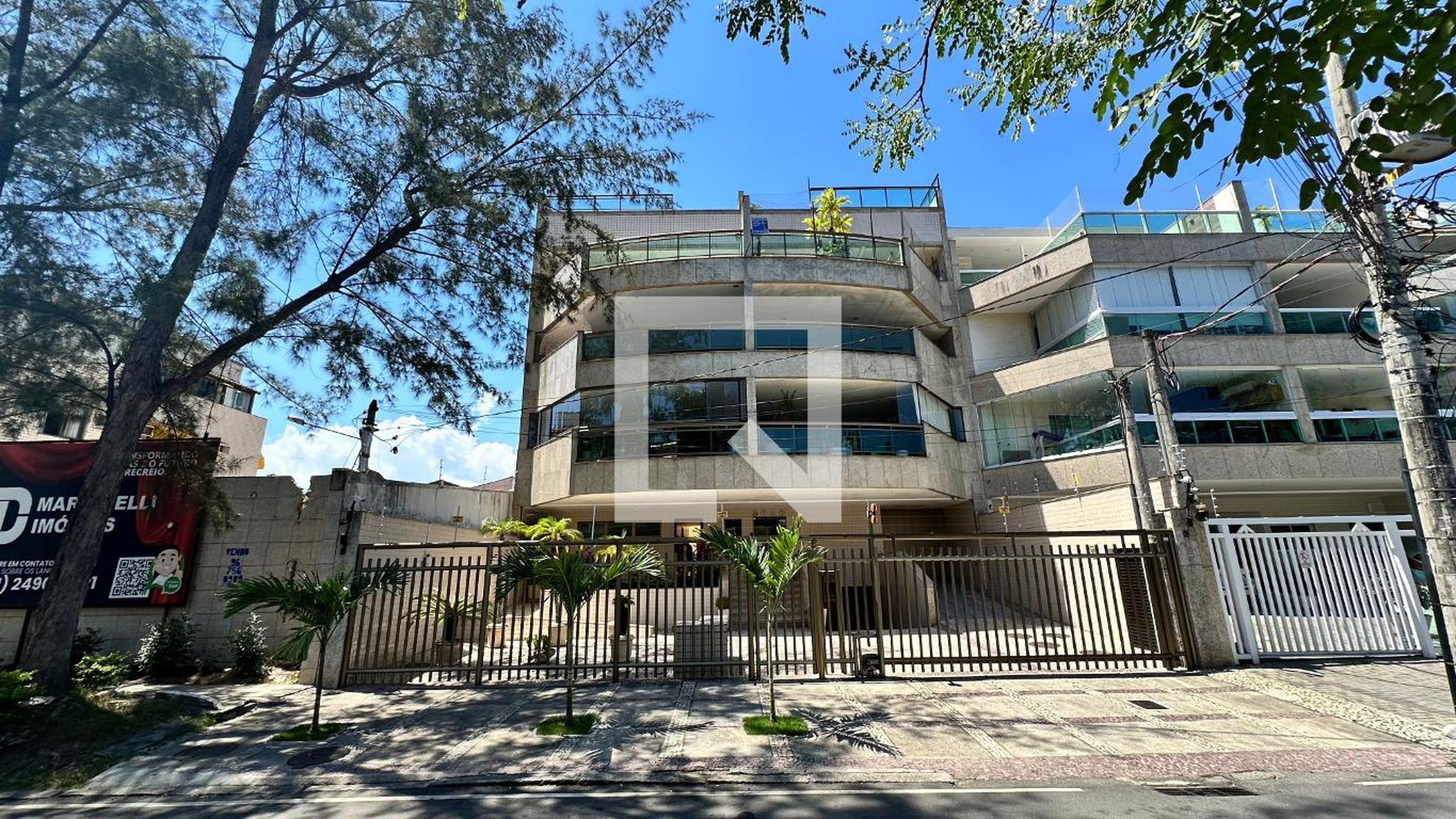 Fachada Condomínio em Avenida Genaro de Carvalho, 3636