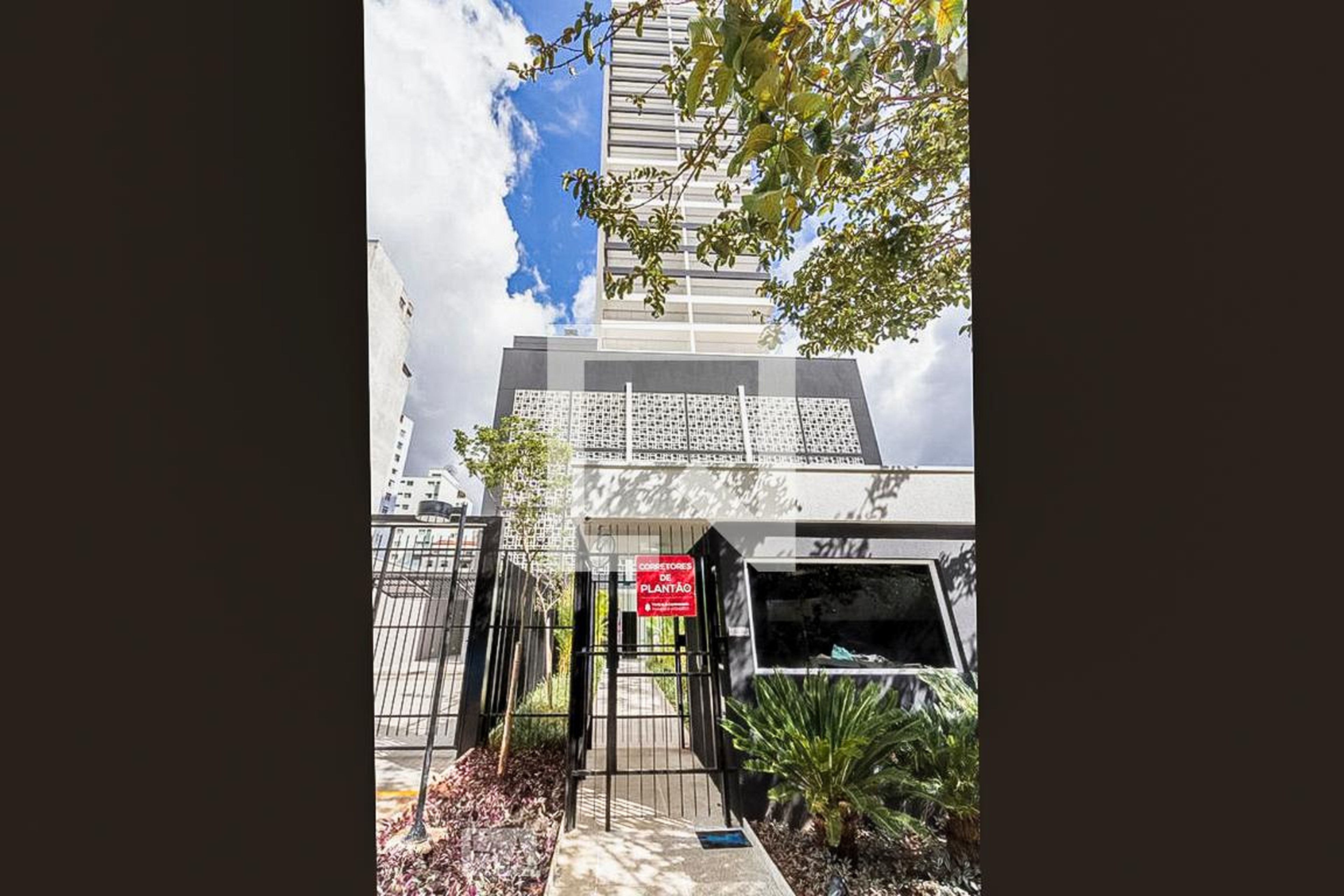 Fachada Condomínio Cosmopolitan Santa Cecília