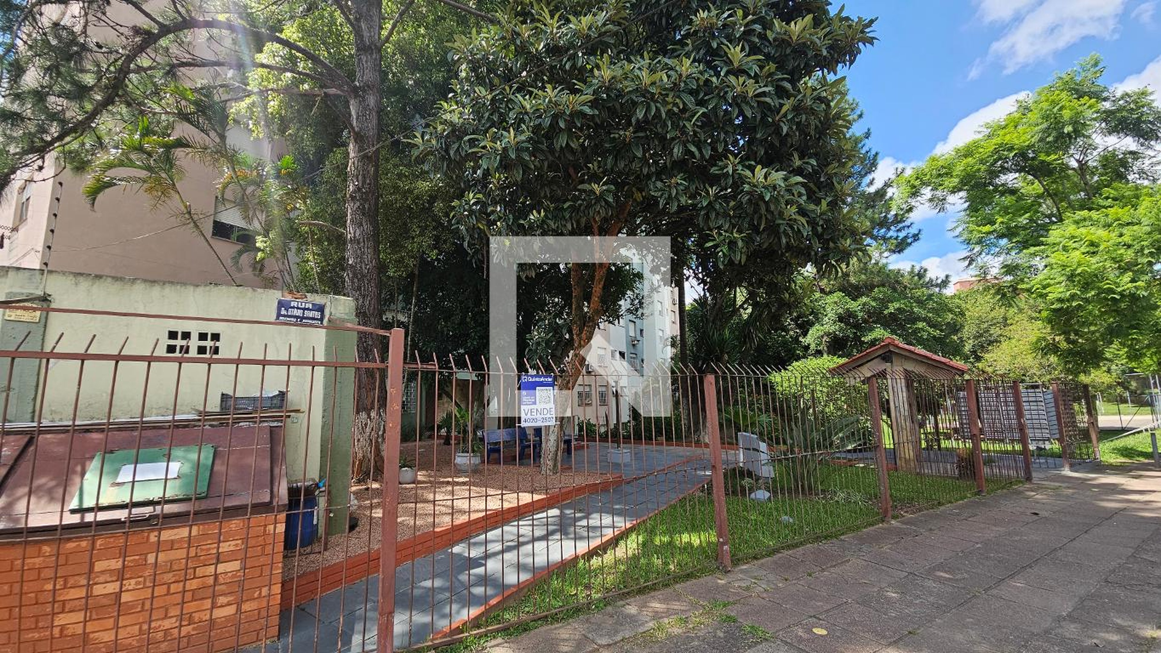 Fachada Condomínio Jardim das Palmeiras III