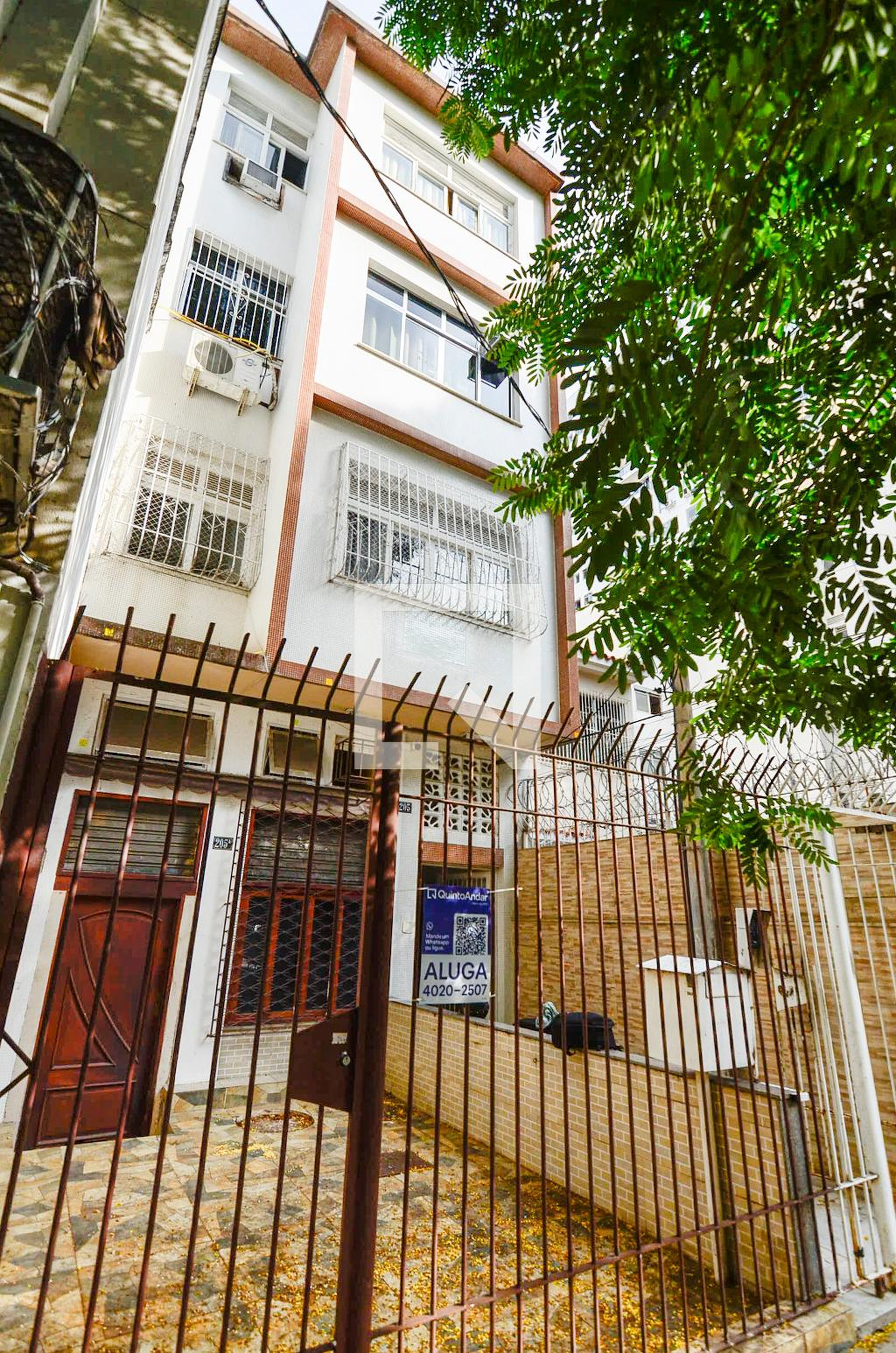 Fachada Condomínio em Rua Santa Luíza, 205