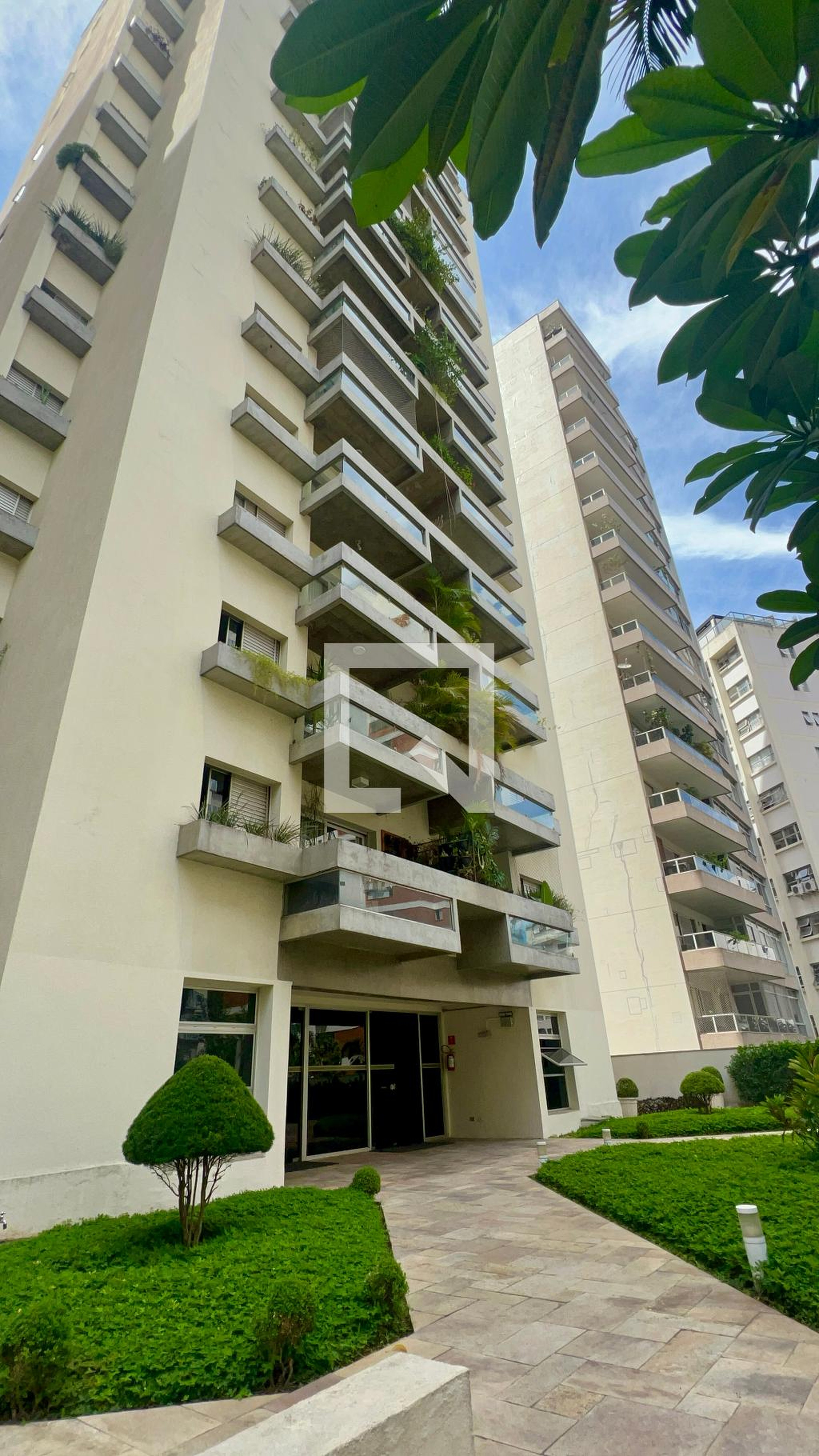 Fachada Edifício Montmartre