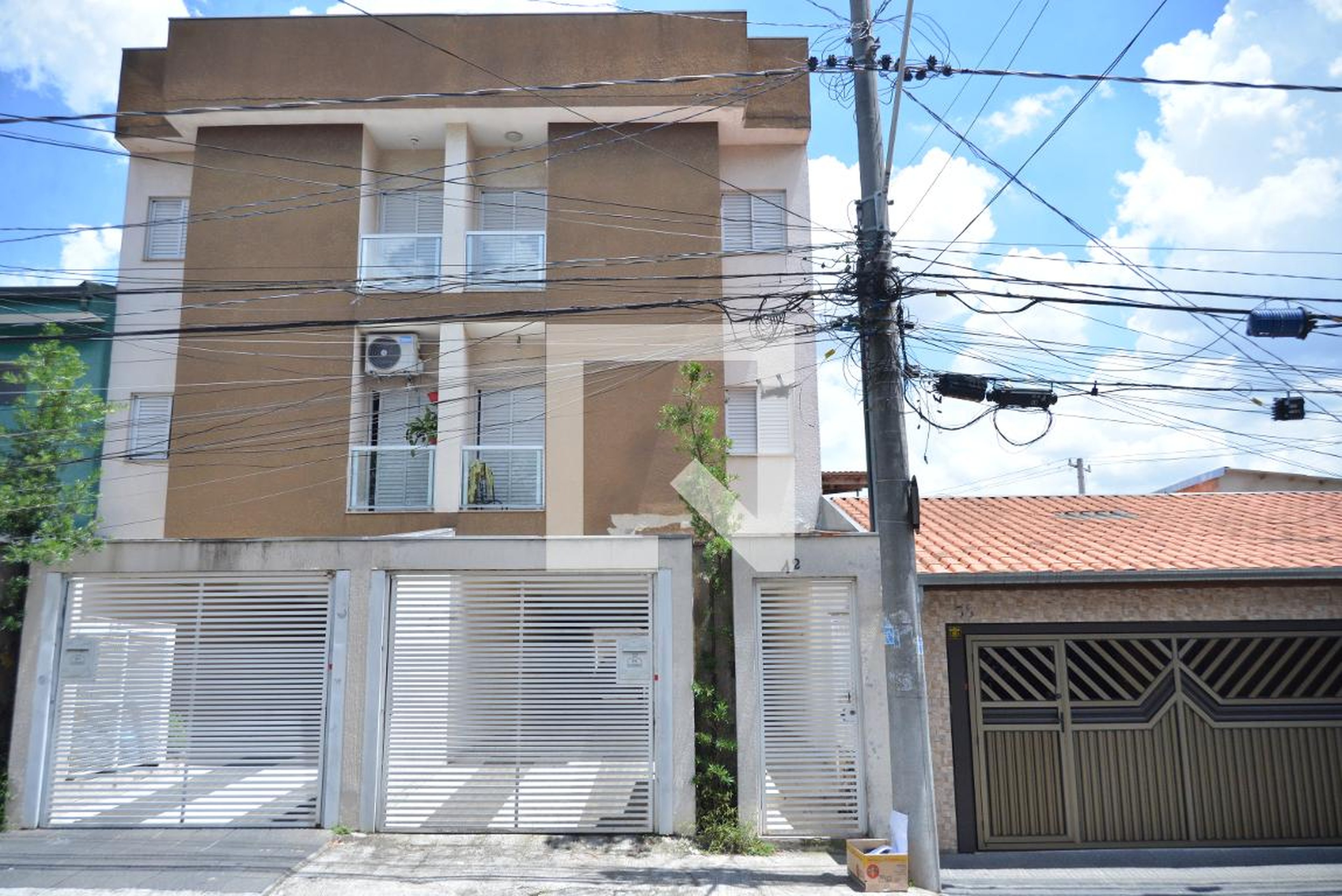 Fachada do Prédio Condomínio em Rua Indonésia, 42