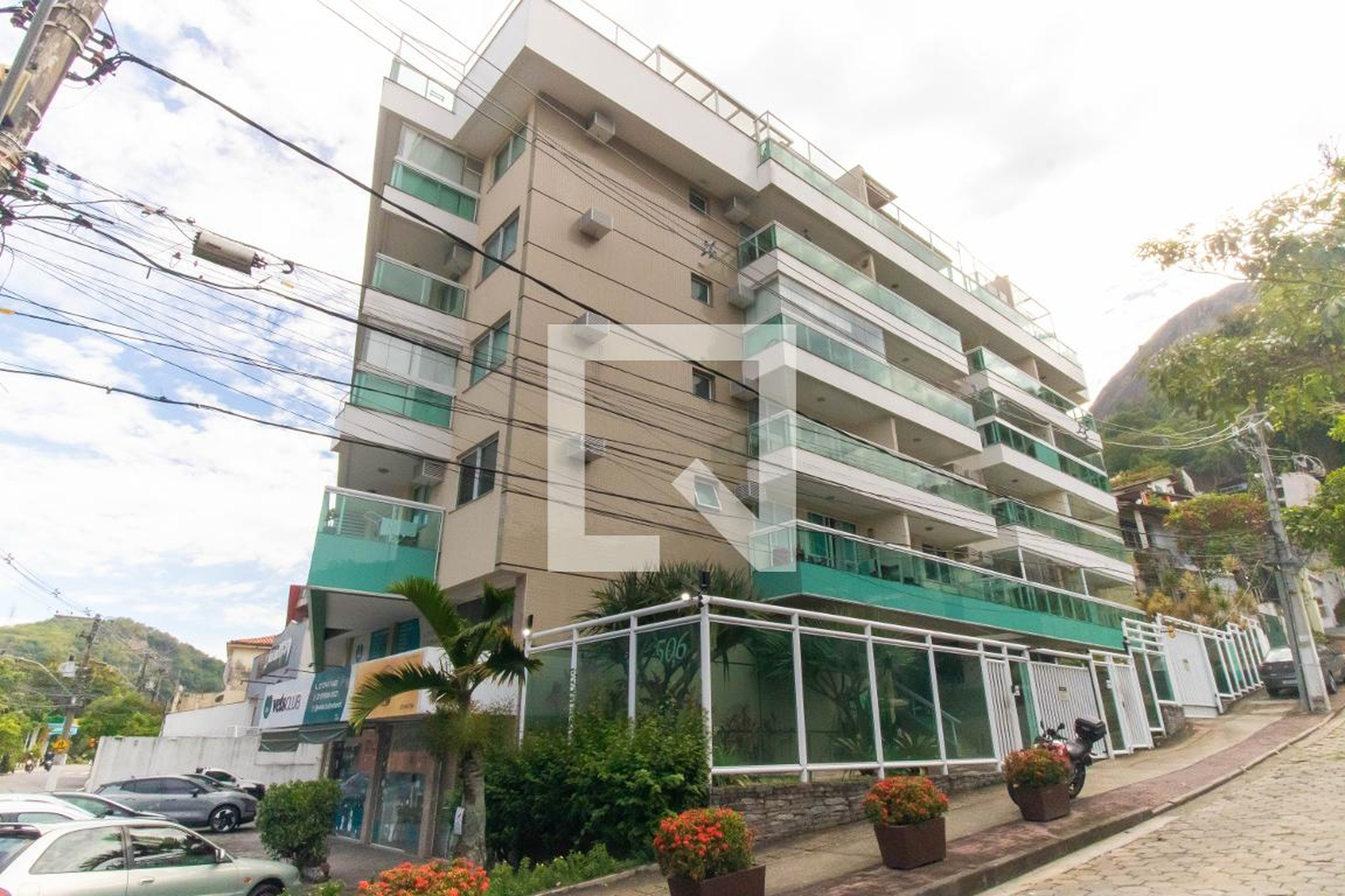 Fachada Edifício Paola