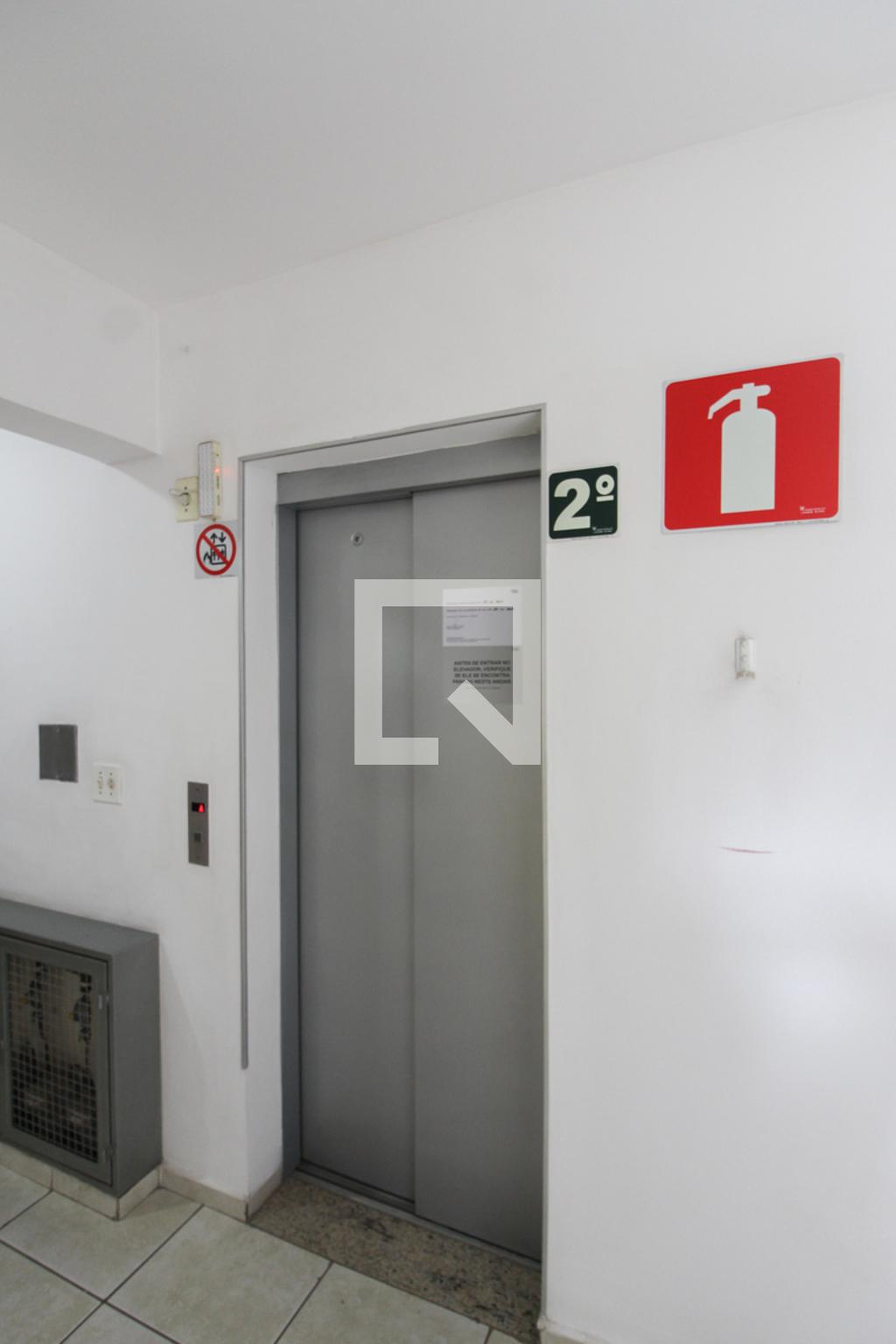 Elevador - Edifício Palermo
