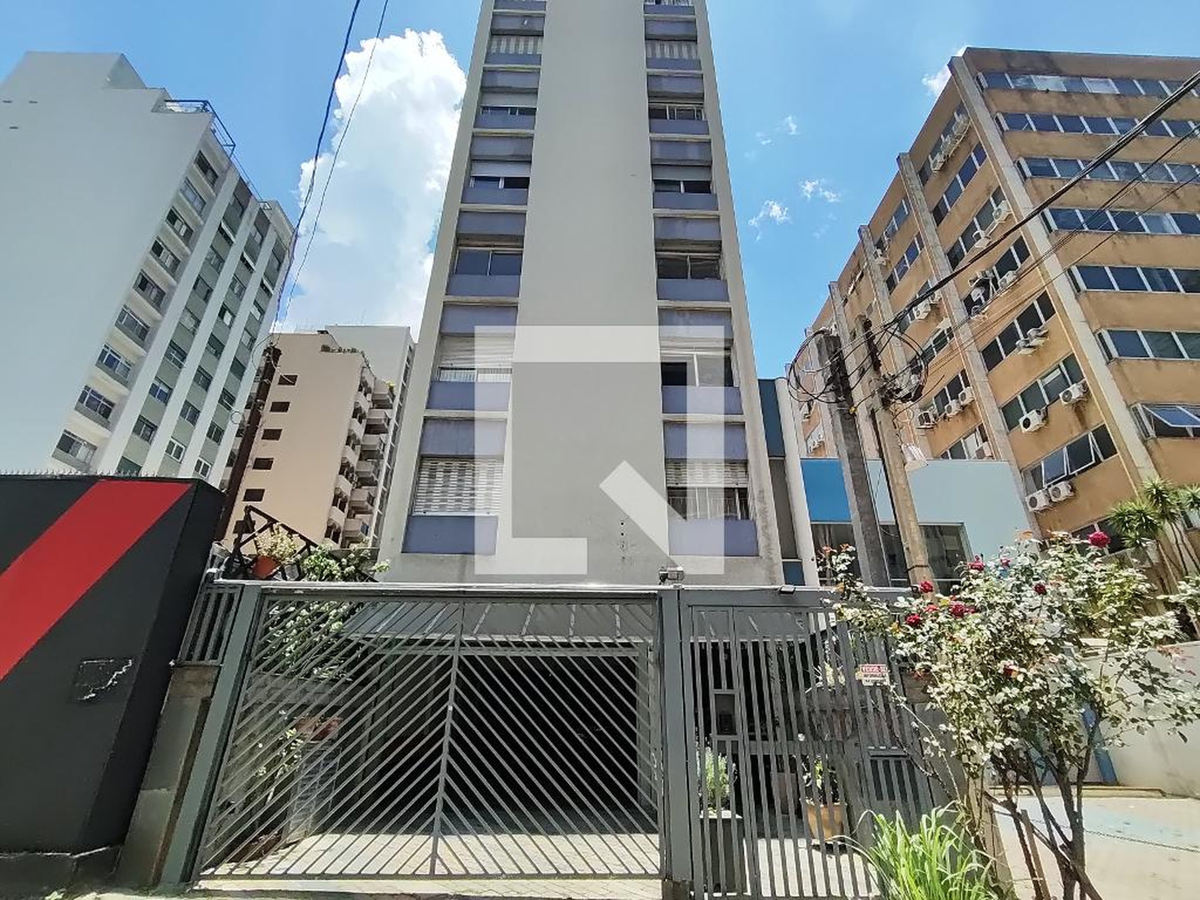 Fachada Edifício arly