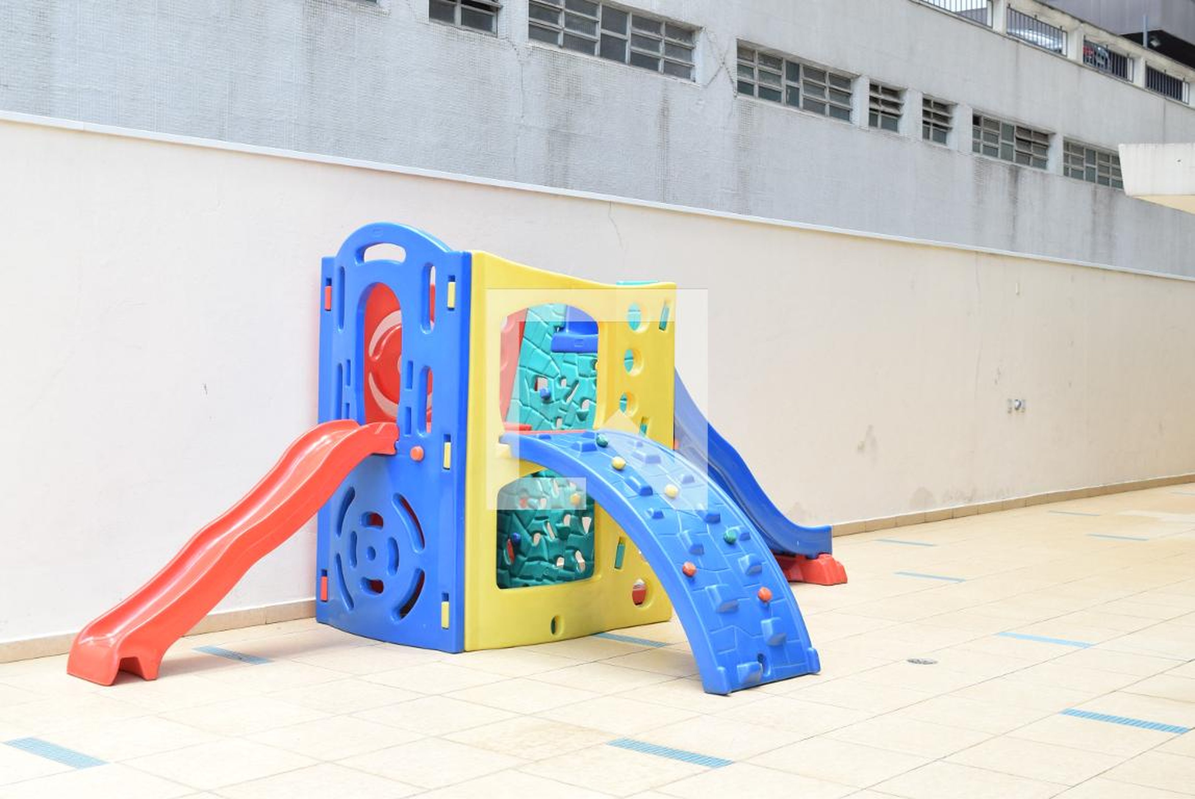 Playground - Edifício Saint Honorè