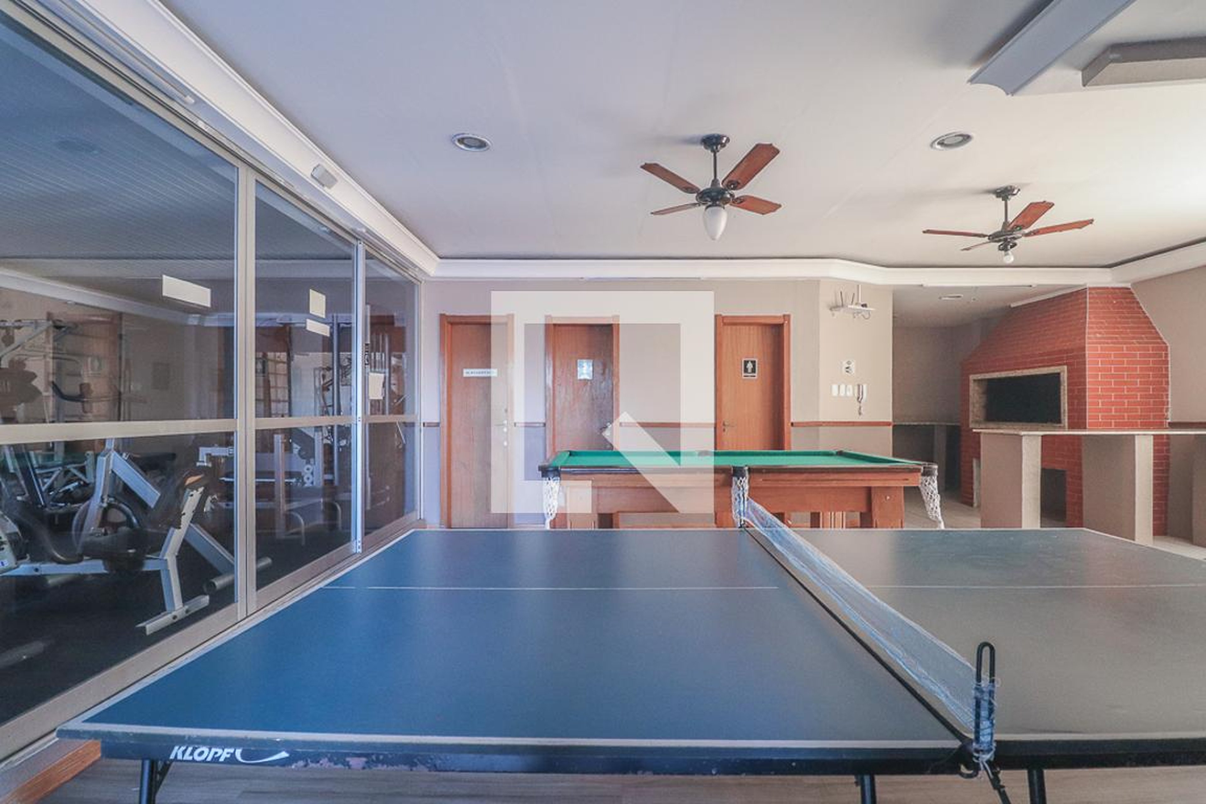 Salão de jogos - Village de Paris