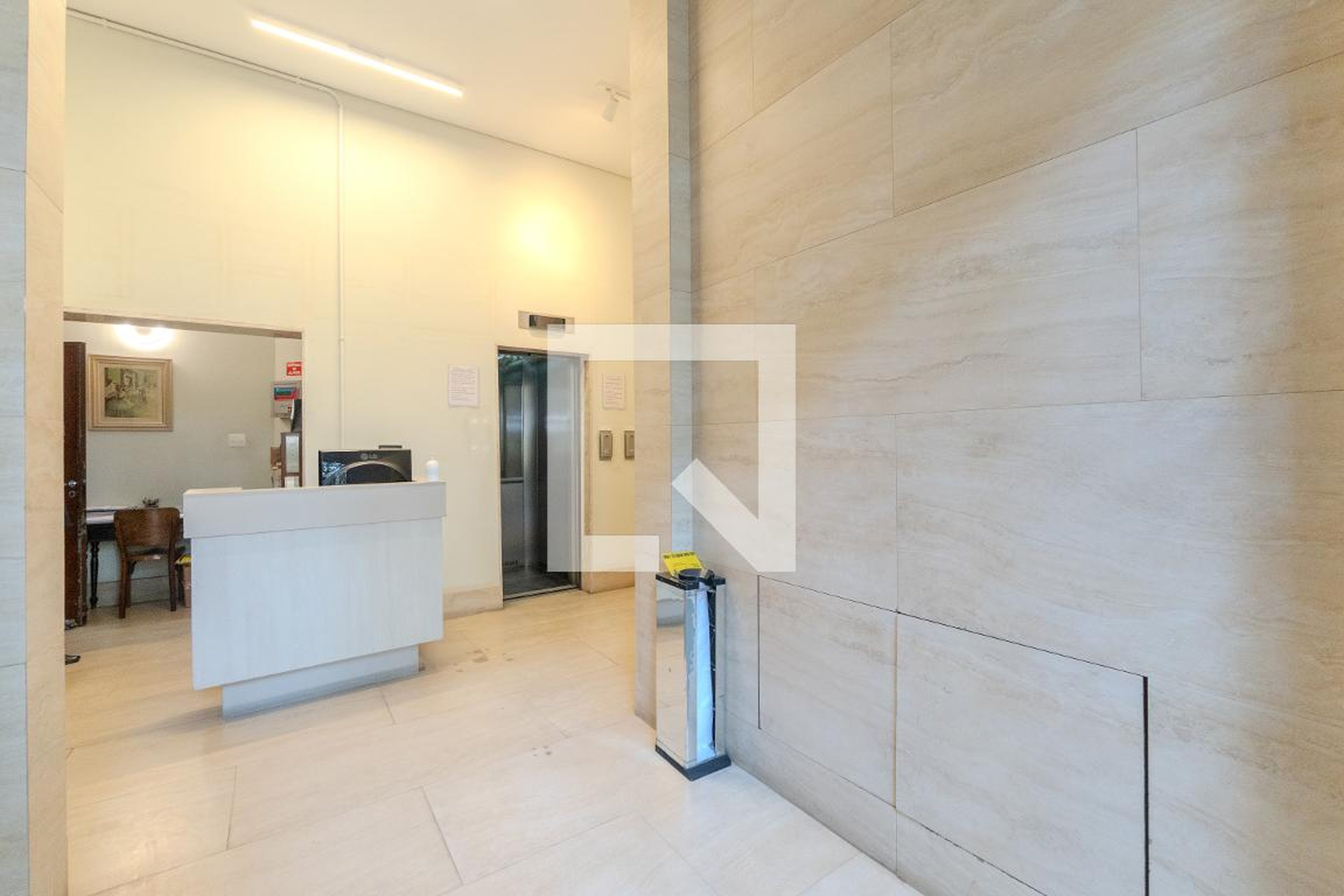 Hall de entrada - Edifício Biblioteca