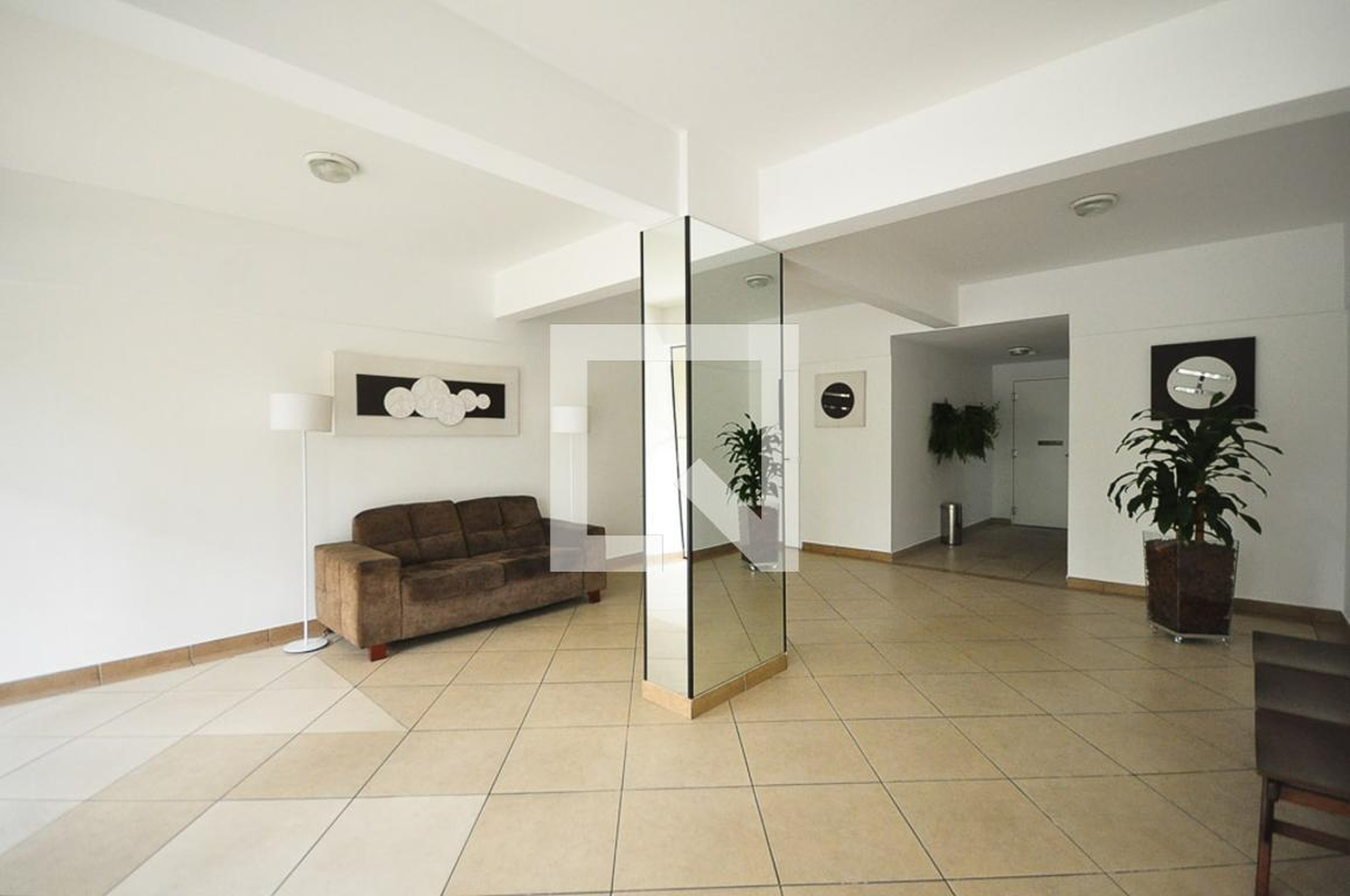 Hall Social - Belvedere