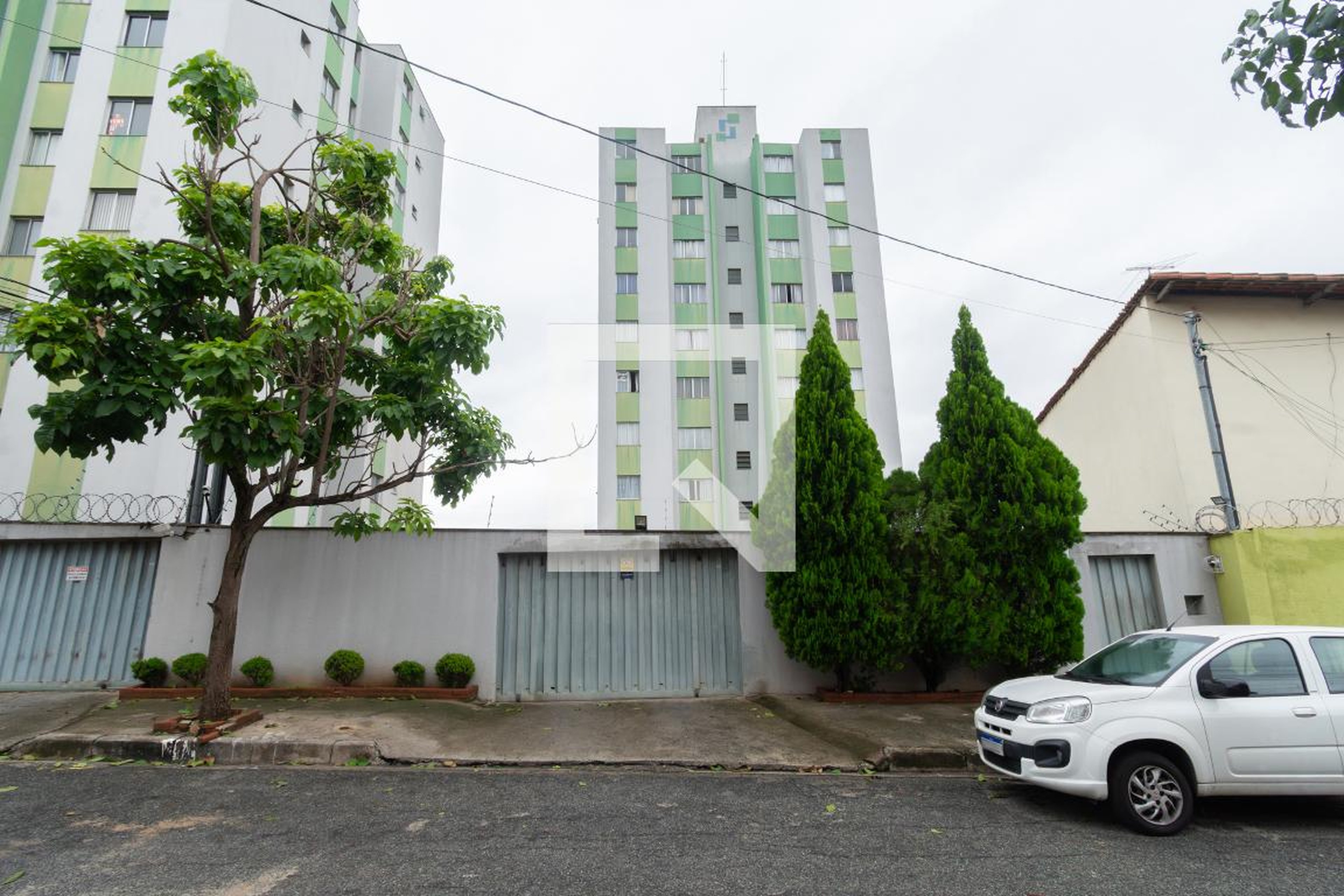 Fachada Condomínio em Rua Durval de Souza Lima, 147