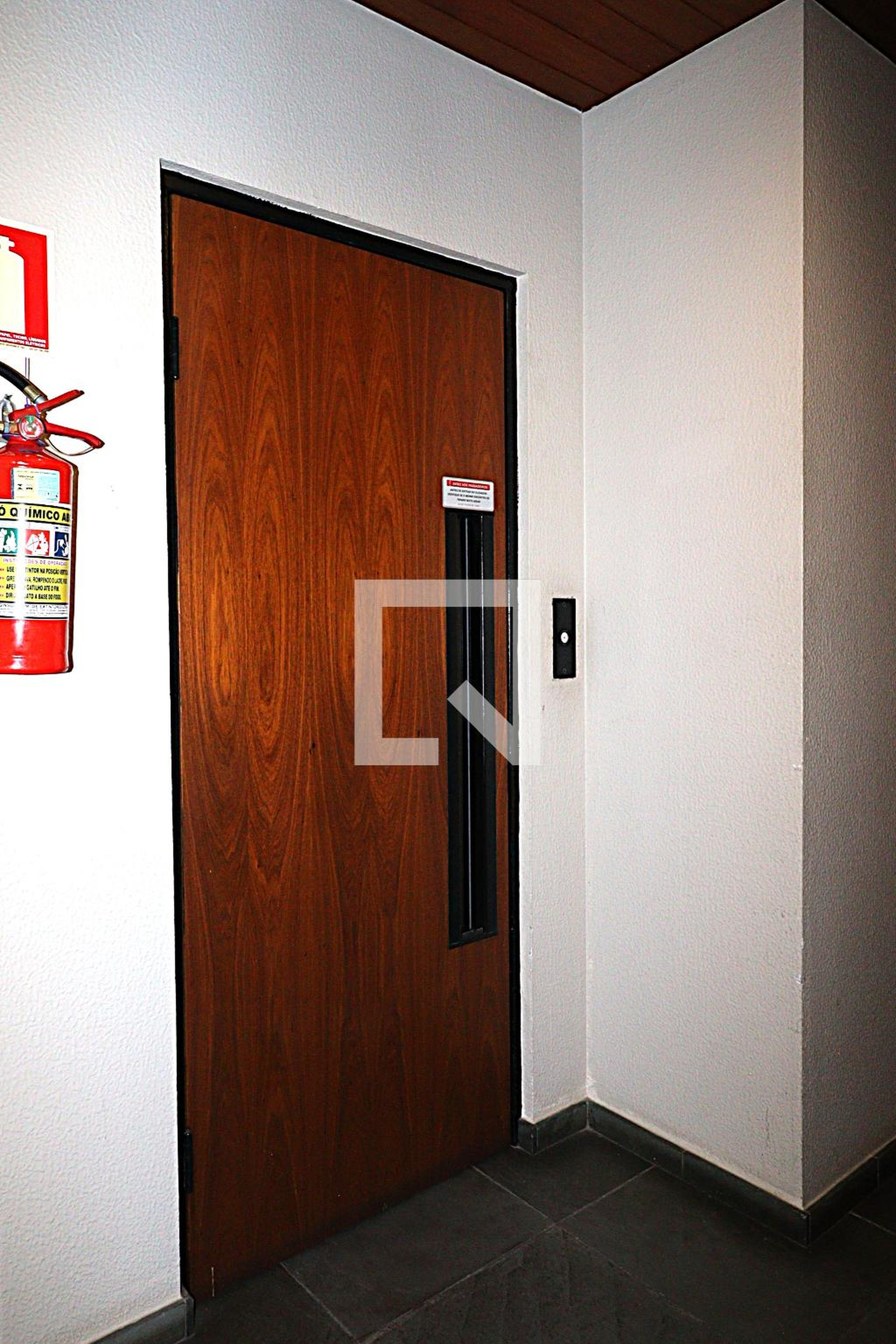 Elevador Condomínio em Rua João Paetzel, 622