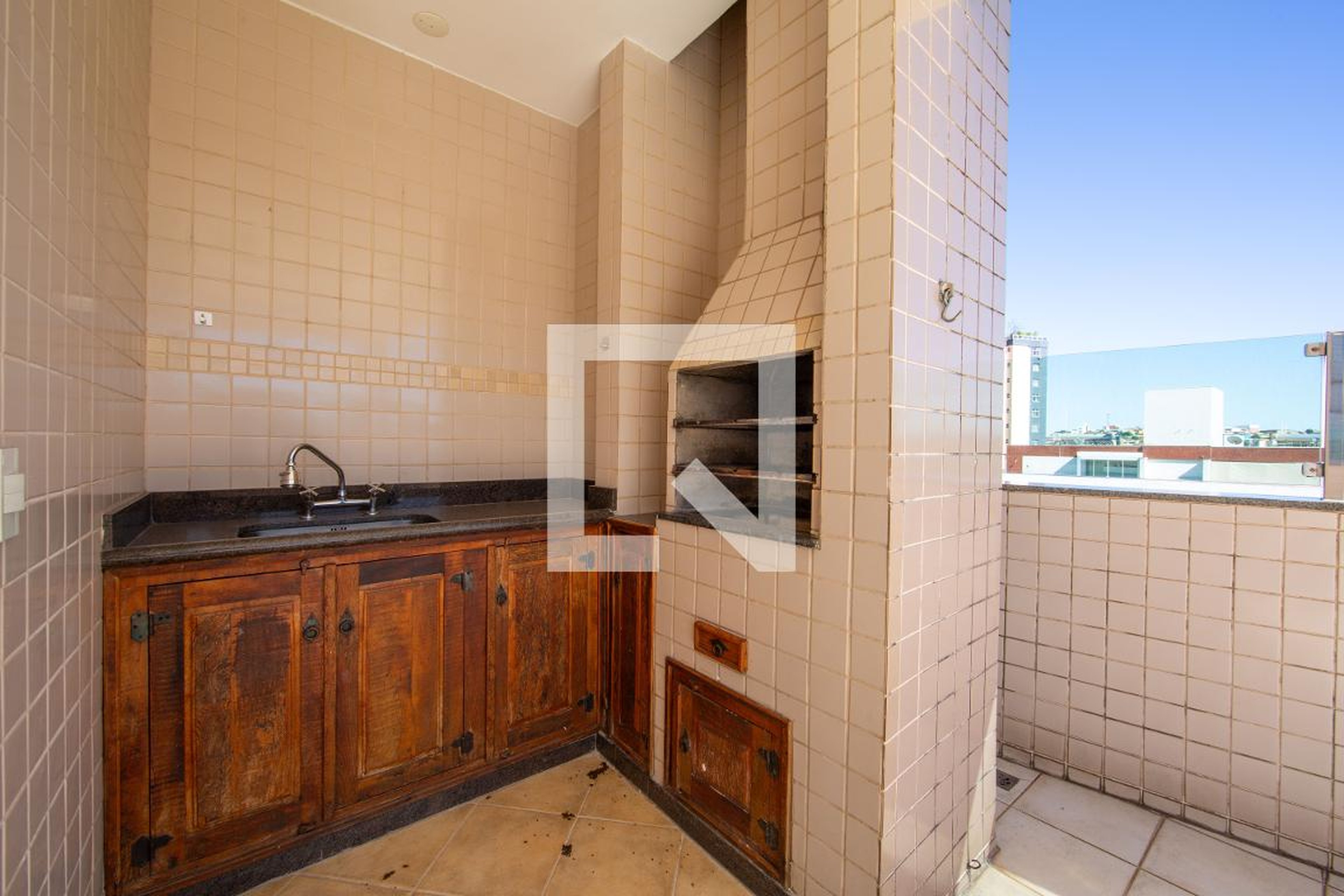 CHURRASQUEIRA Residencial India do Brasil