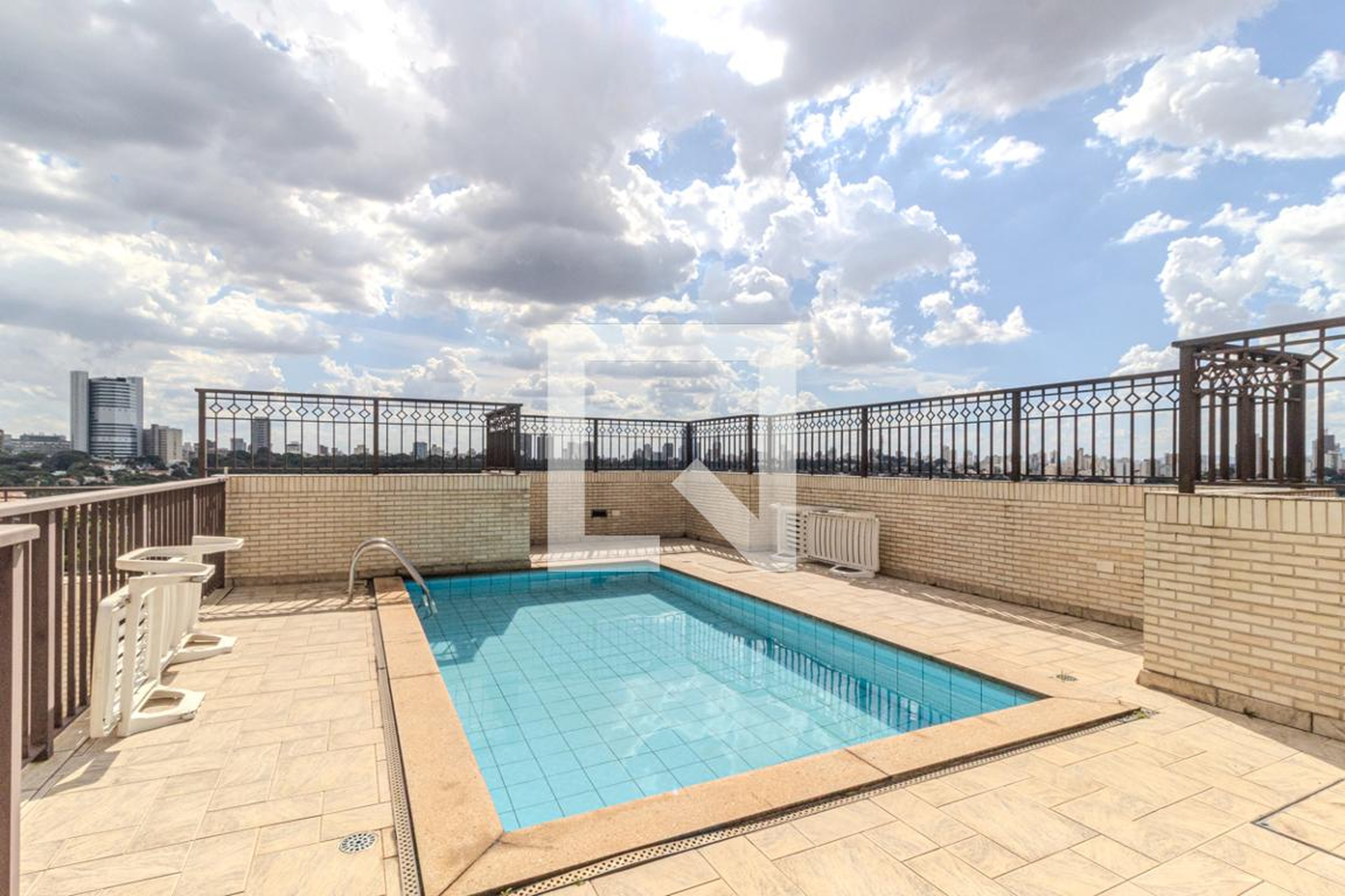 Piscina - Edifício Green Bay