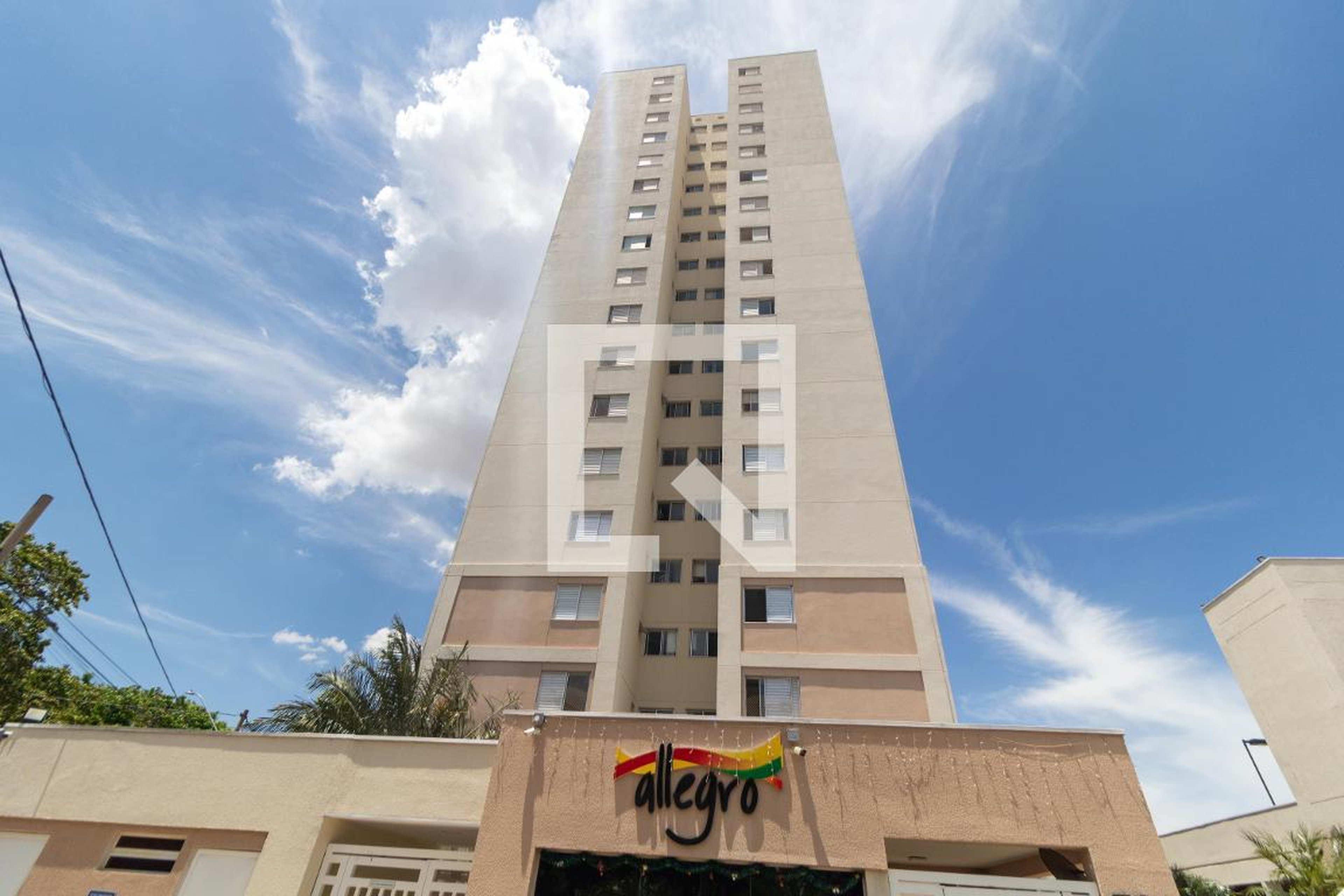 Fachada Condomínio em Avenida Império do Sol Nascente, 58