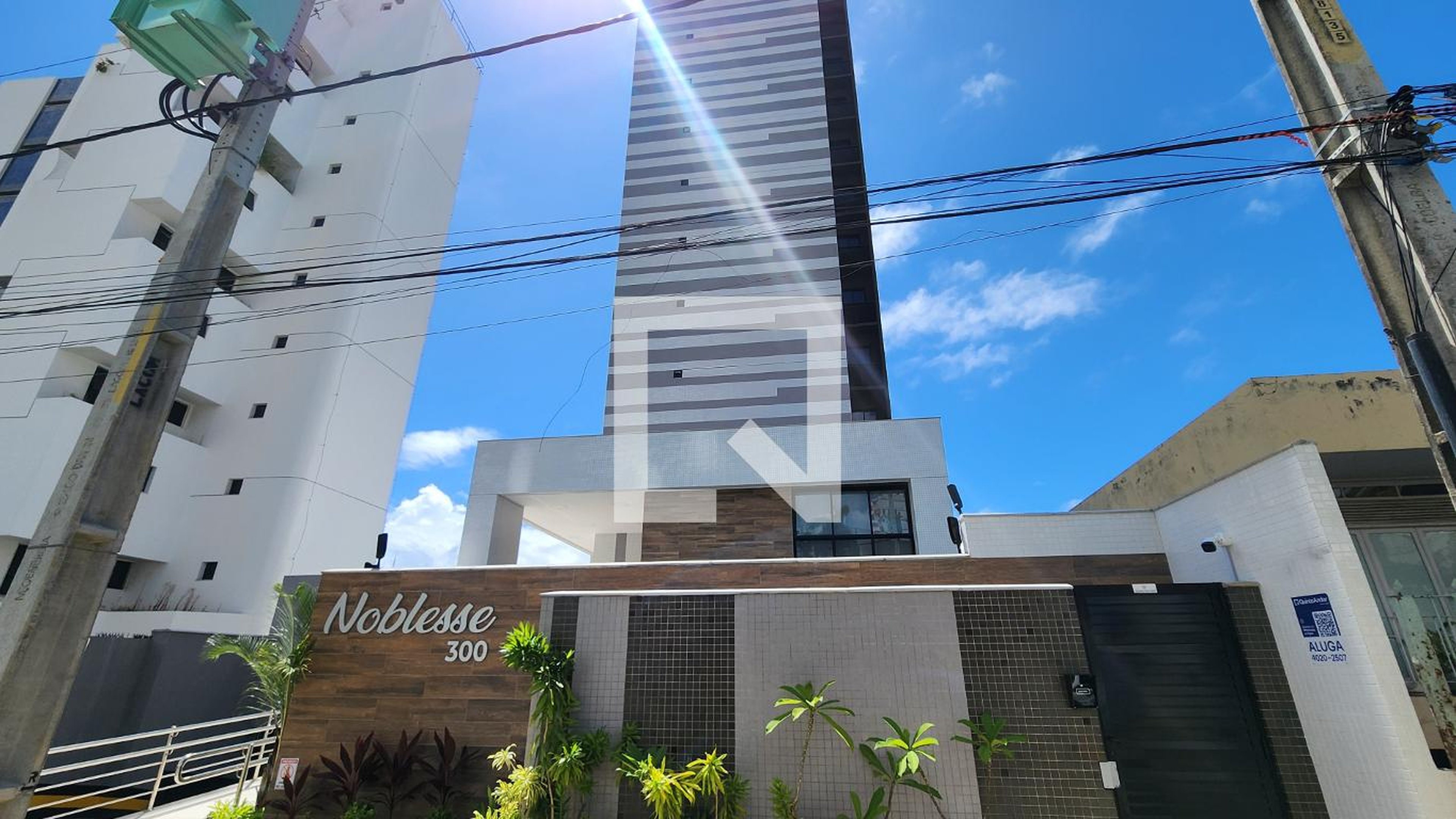 Fachada Condomínio em Rua Rio de São Pedro, 224