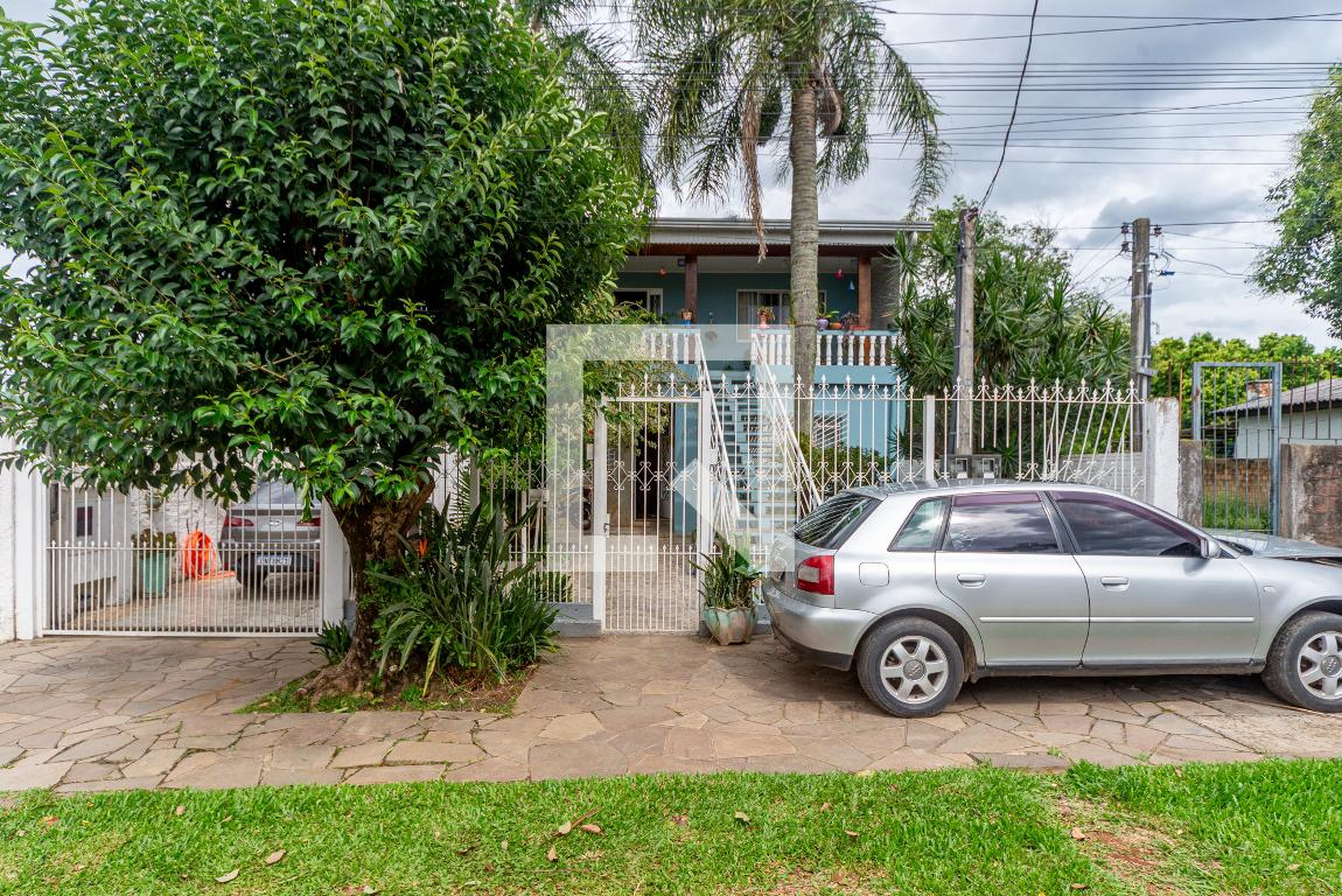 Fachada Condomínio em Rua Camaquã, 127