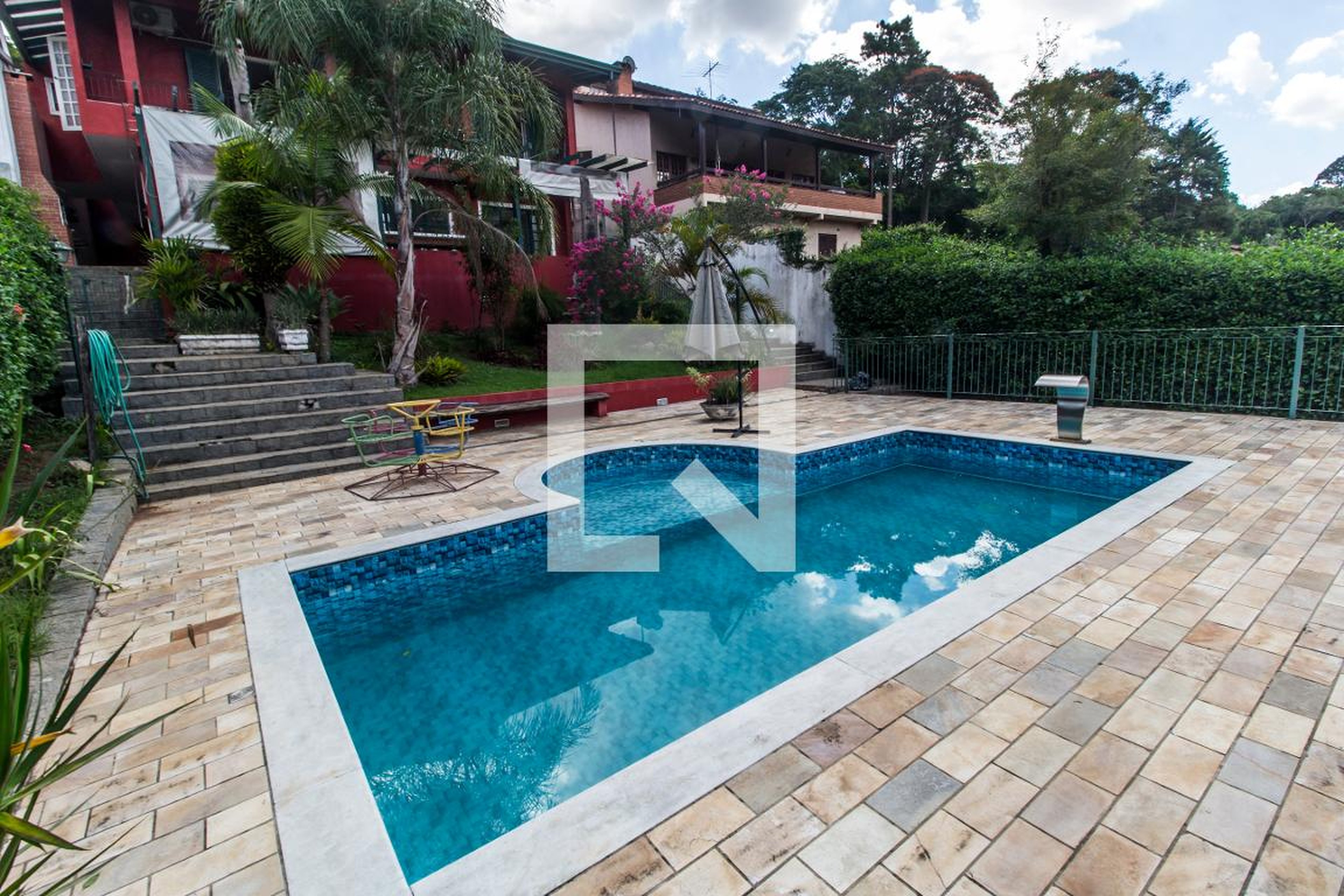 Piscina Condomínio em Rua da Lagoa, 50