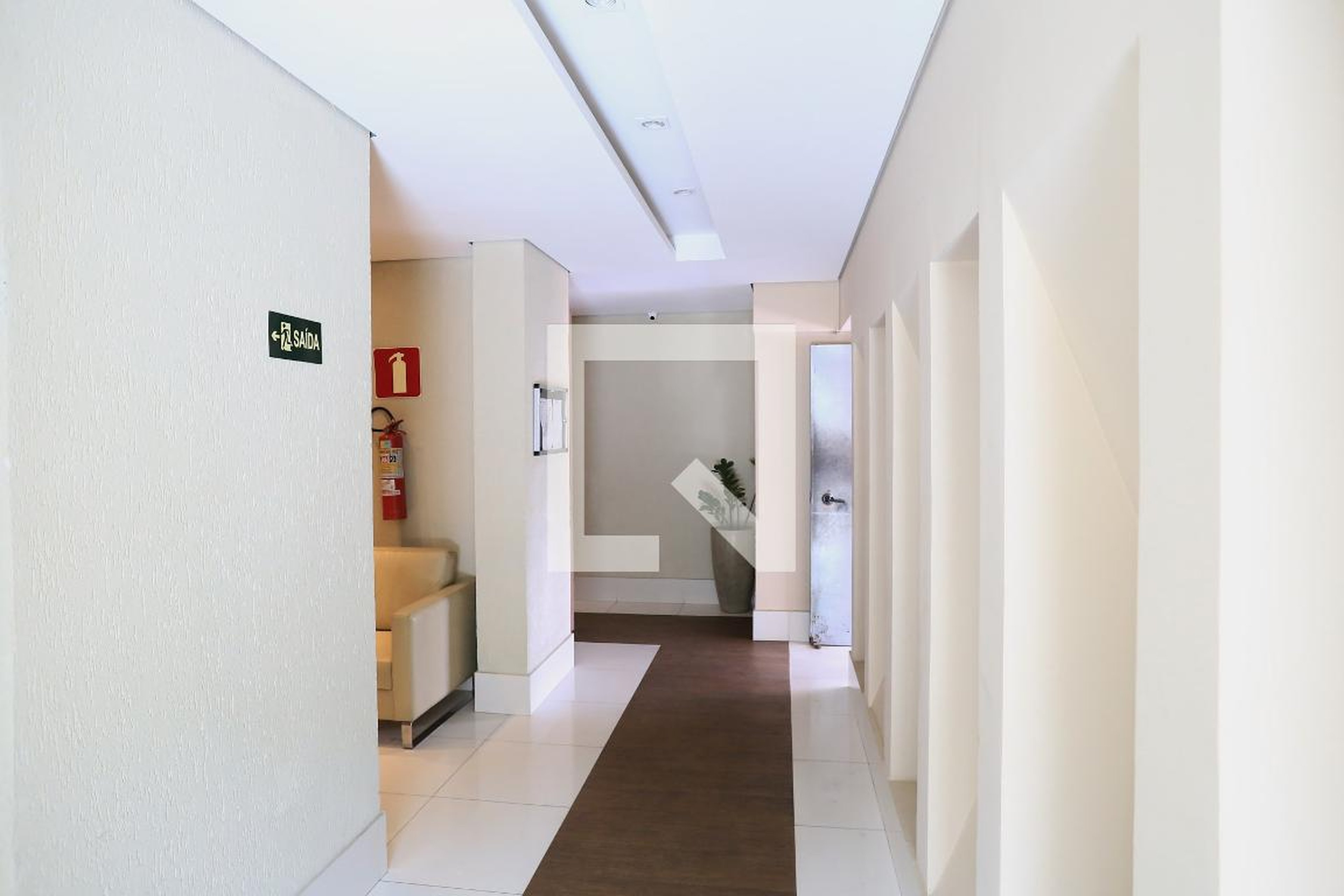 Entrada - City Way