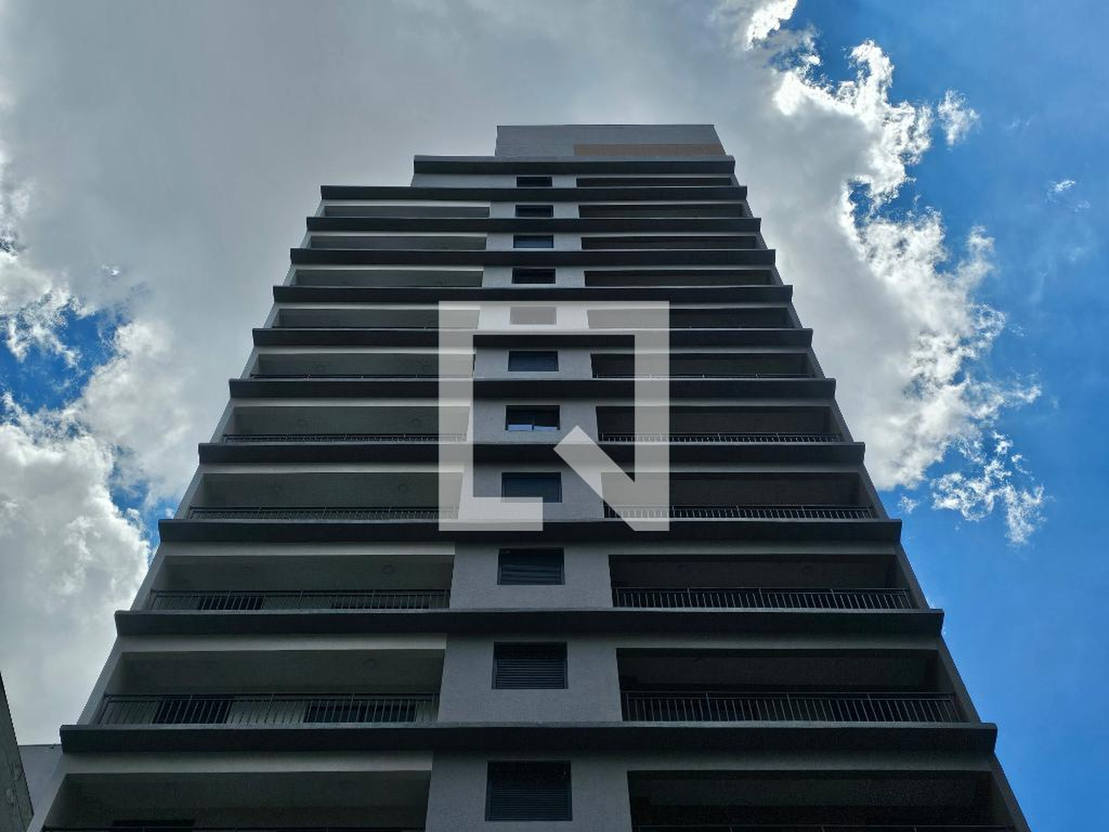 Fachada Condomínio MY One Estação Perdizes