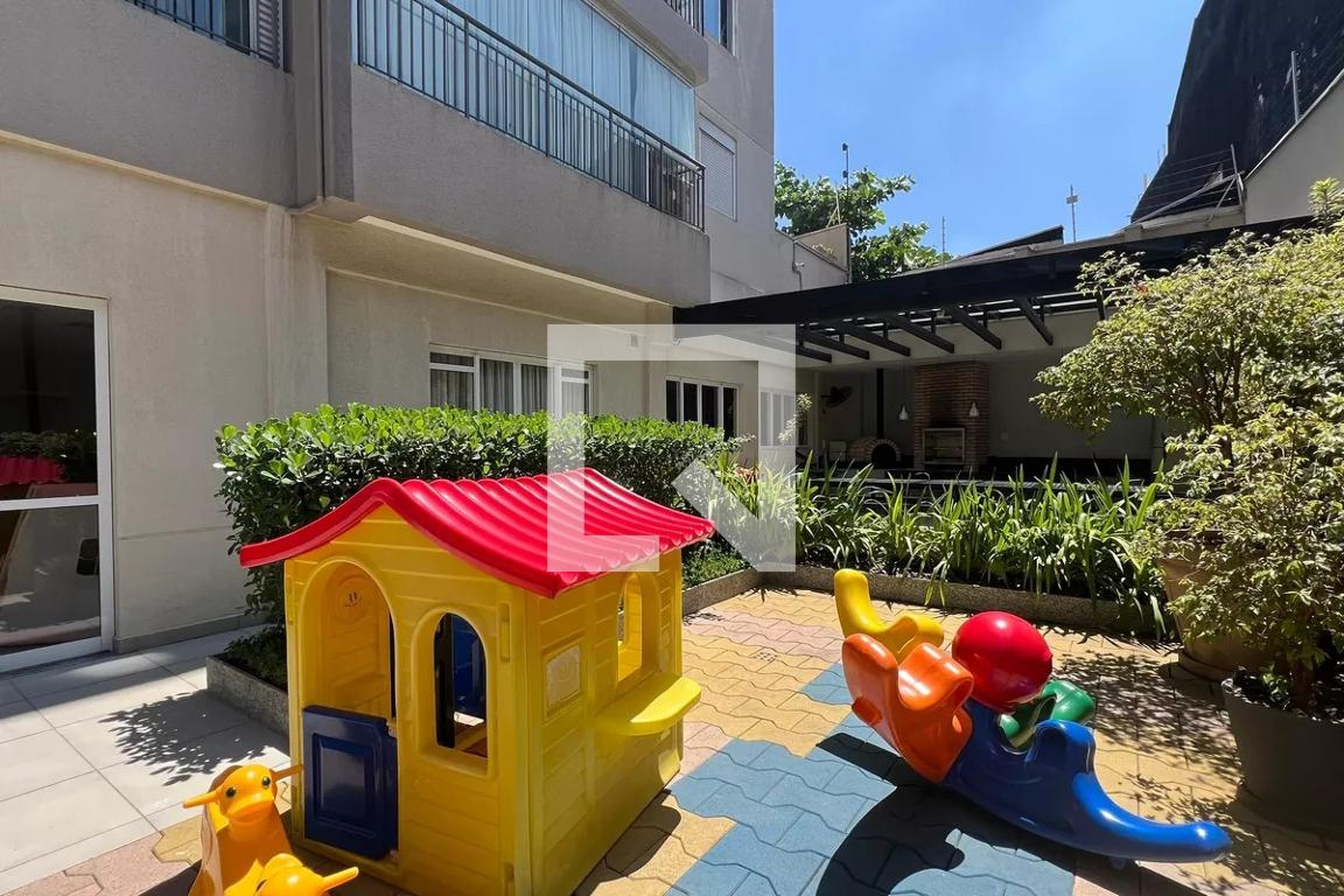 Playground - You estação vila madalena