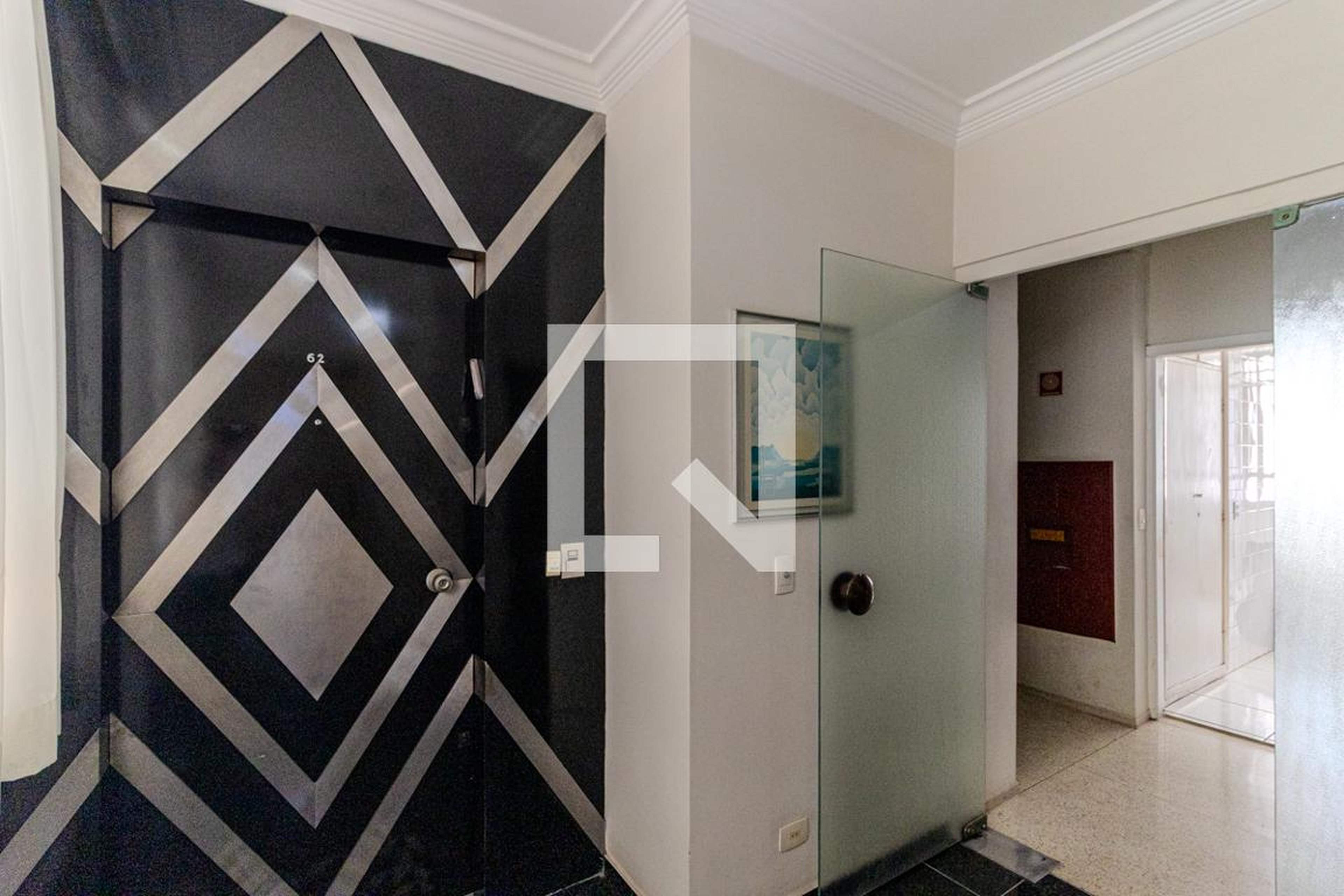 Entrada Social - Edifício Somosierra