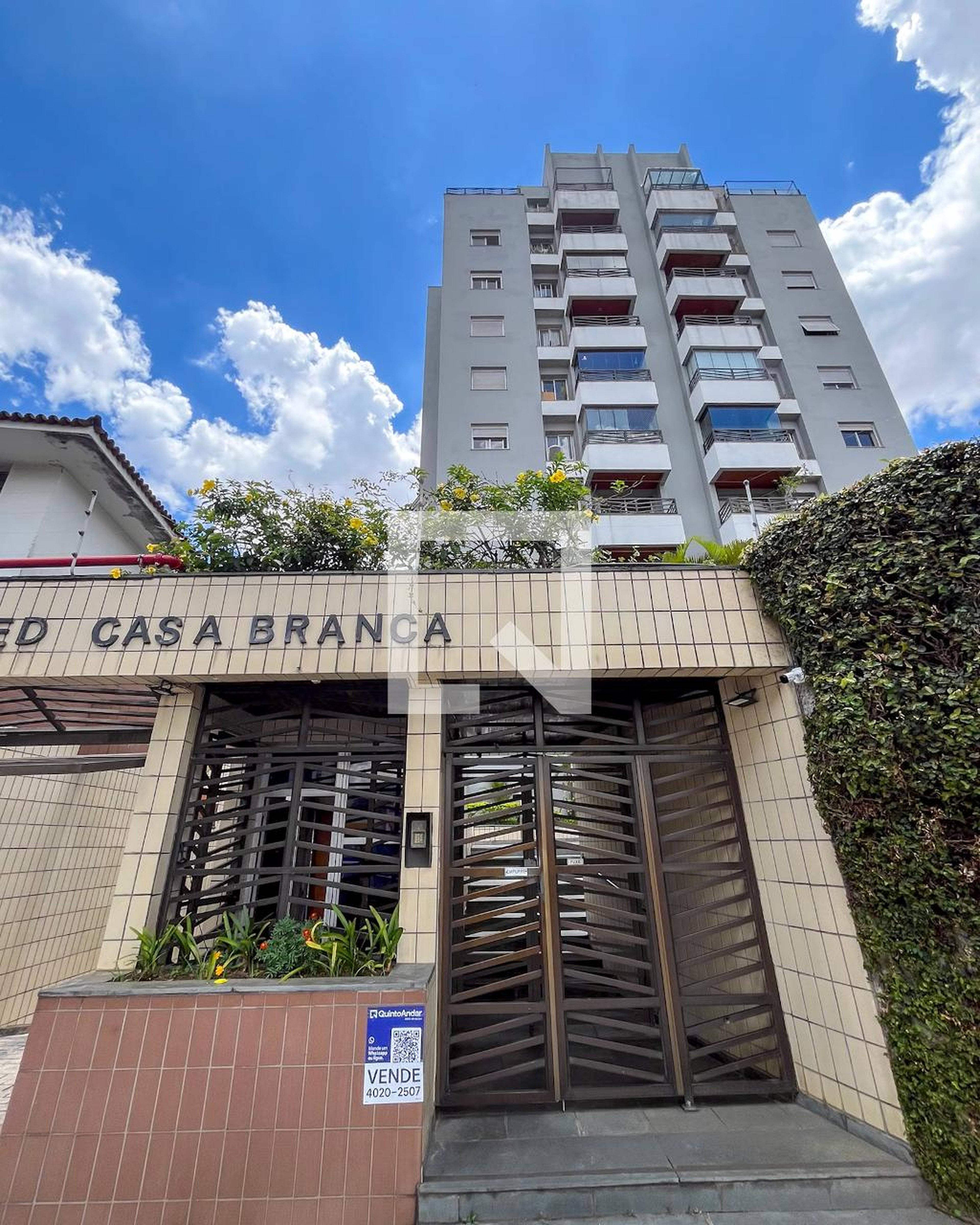 Fachada Condomínio Casa Branca
