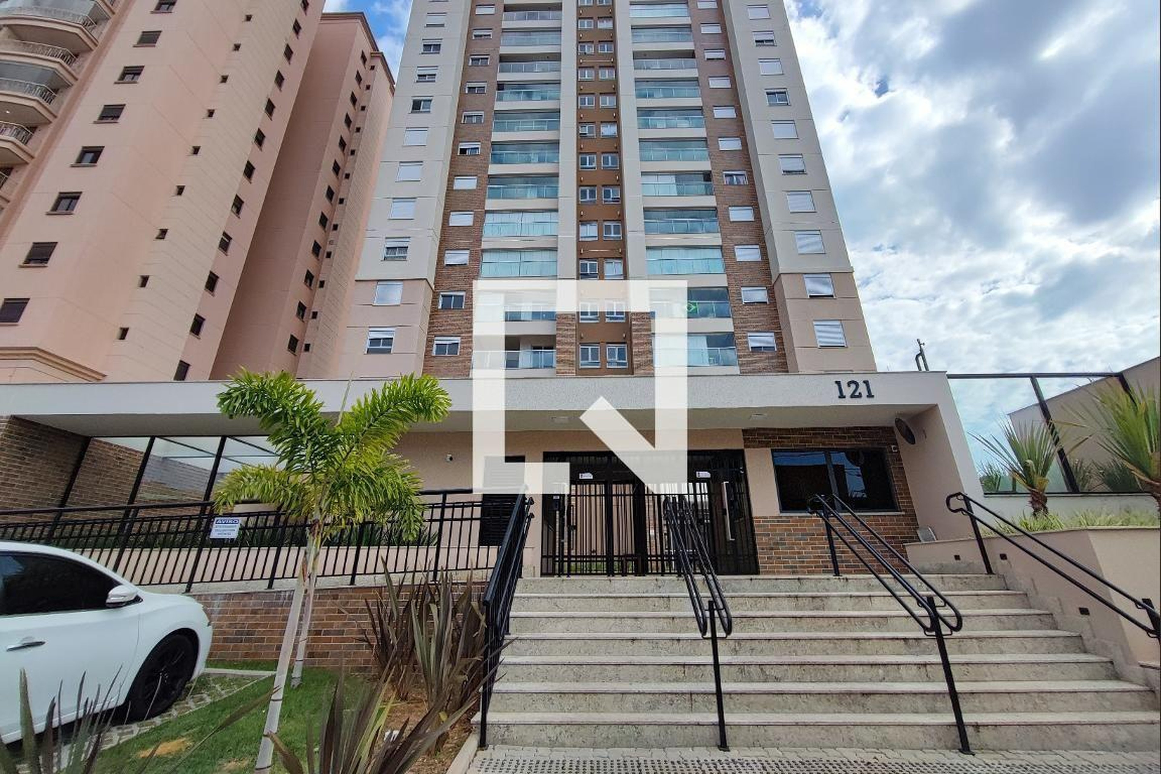 Fachada do Condomínio Condomínio Vila Inglesa