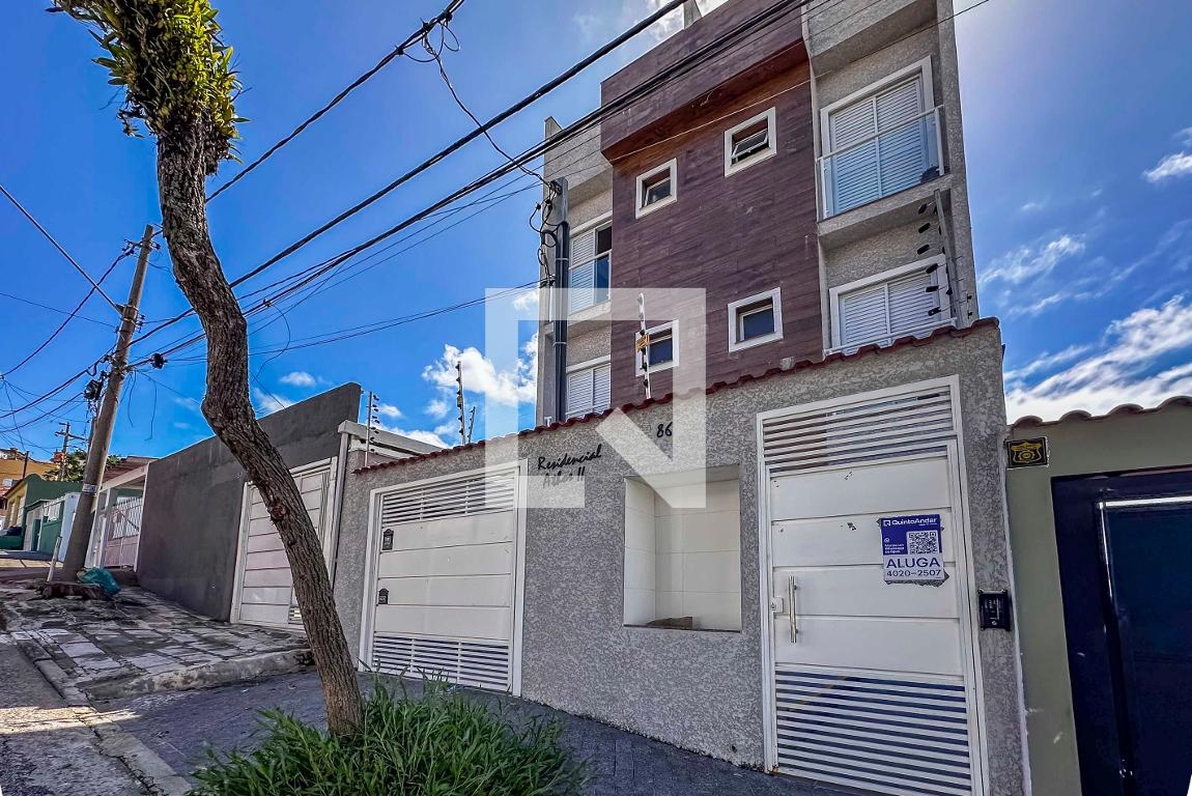 Fachada Condomínio em Rua Eubeia, 86